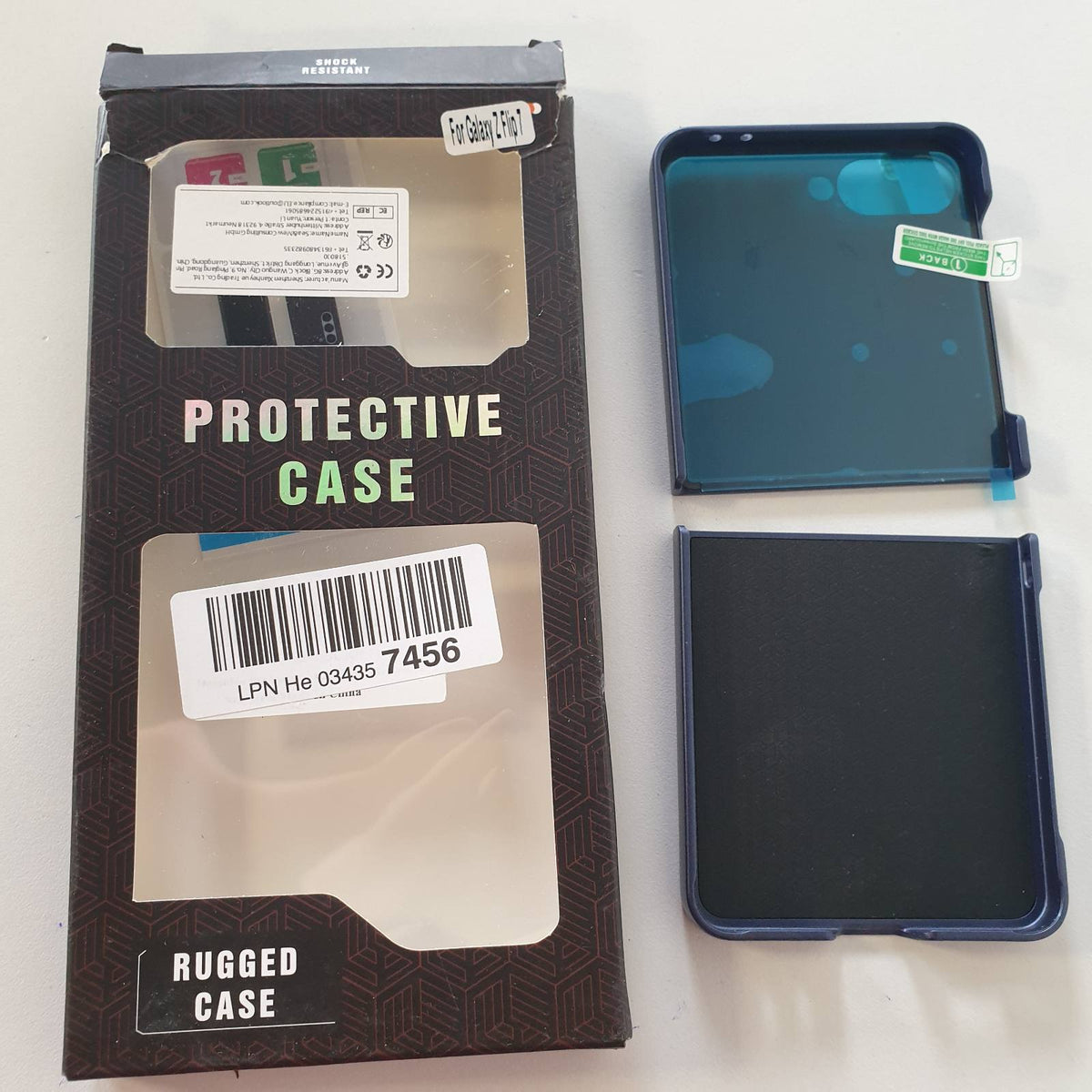 299858 - DOESHINE - Mbrojtëse për Samsung Galaxy Z Flip 7, Ultra e Hollë, e Lehtë, e Fortë për PC, Rezistente ndaj Gërvishtjeve, E Zezë
