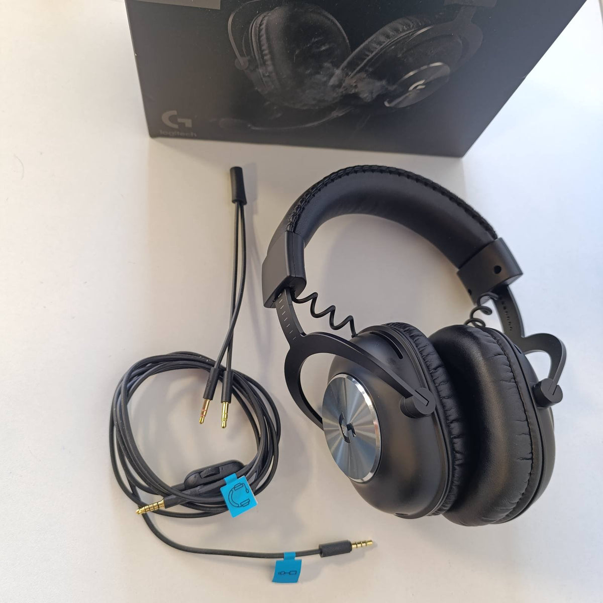 299216 - LOGITECH G PRO X SE - Kufje për Lojëra me Tel me Mikrofon: Mikrofon i shkëputshëm, tingull DTS:X 7.1, konvertues USB D/A, për PC, Xbox One, Xbox Series X|S, PS5, PS4 - E zezë