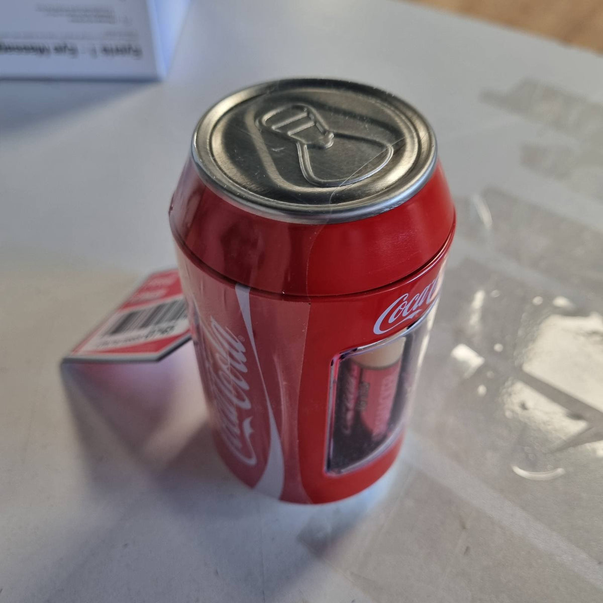 303419 - LIP SMACKER BALSAM BUZESH COCA-COLA, HIDRATUES, SET DHURATE PËR VAJZA, 6 SHIJE, KUTI KOLEKSIONUESE