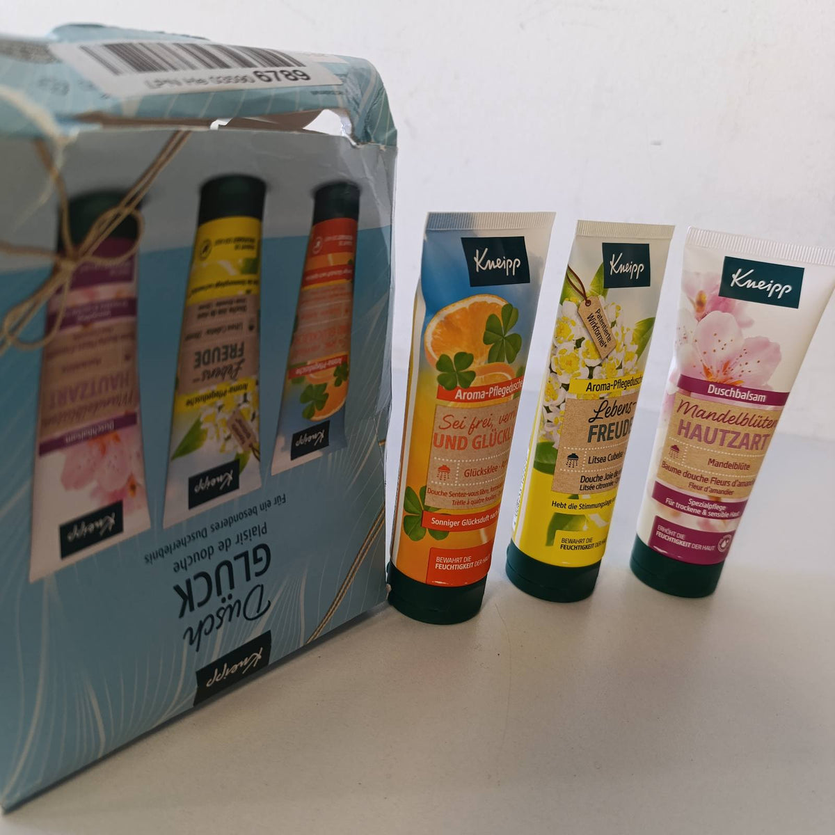303932 - KNEIPP Set Dhurate Dush Bliss, 75 ml, paketë me 3 copë