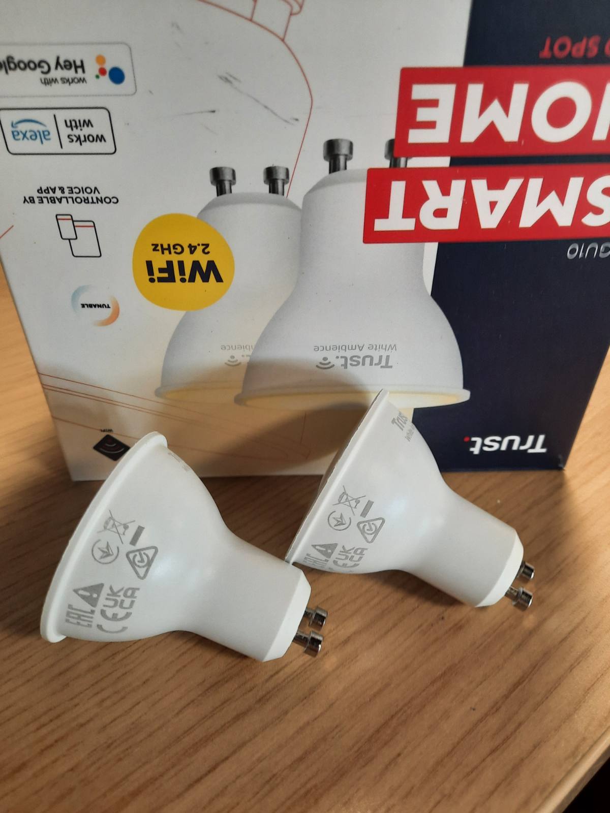 184744 - TRUST - Llampa Inteligjente LED WiFi GU10, e Pajtueshme me Alexa dhe Google Home, Spektër nga Drita e Bardhë e Ngrohtë deri në të Ftohtë, 2.4GHz - Pako Prej 2 Copë