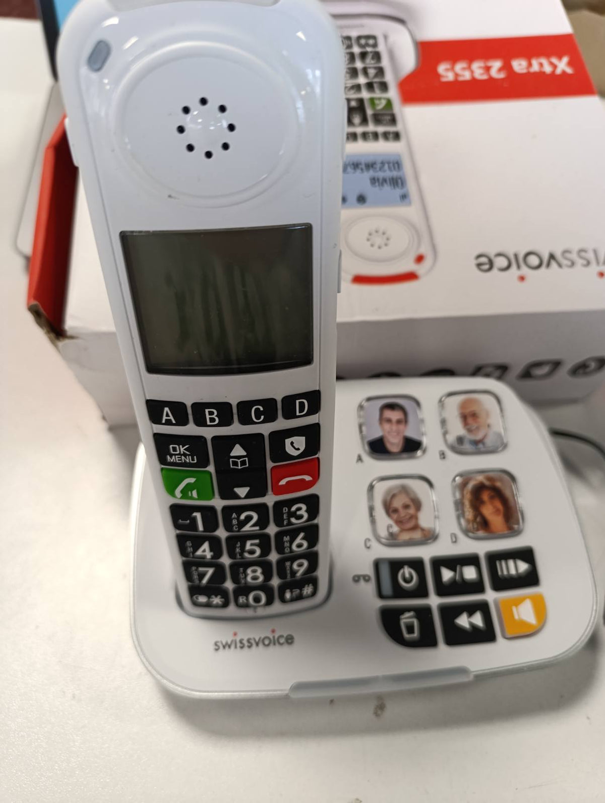 299237 - SWISSVOICE XTRA 2355 DECT, telefon fiks pa tel, butona të mëdhenj, sekretari telefonike, përmirësim audio, i pajtueshëm me aparat dëgjimi, bllokim thirrjesh - I bardhë
