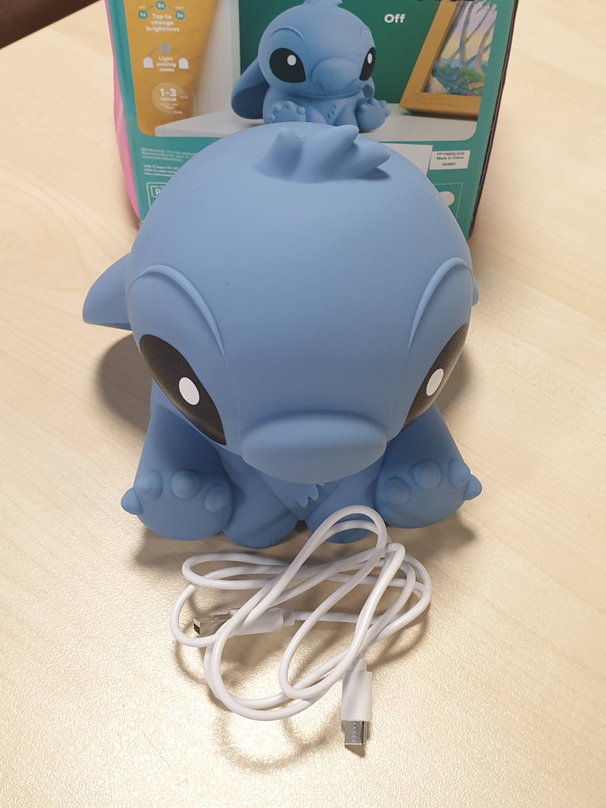 184121 - PALADONE Llambë Stitch Squishy - Llambë e Tavolinës me Licencë Zyrtare të Disney, Për Dhomën e Lojërqsh dhe Dekorim, Dritë Natë për Dhomën e Gjumit, Aksesor Dhuratë për Djem dhe Vajza