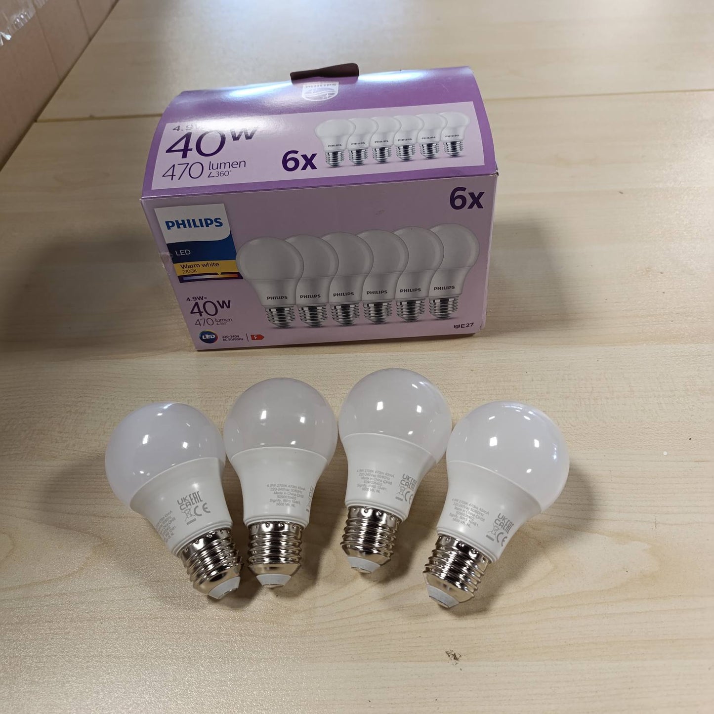 198350 - PHILIPS Lighting 929003540256, Pako prej 6 Llambave LED E27, 40W, të Bardha të Ngrohta