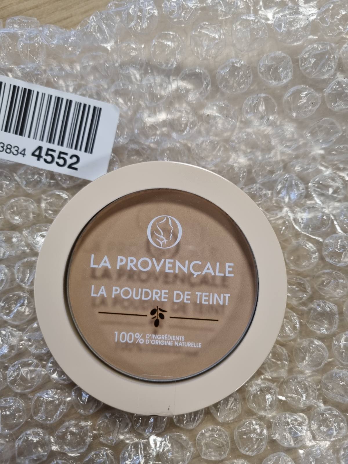 301163 - LA PROVENCAL BIO - PUDËR PËR FONDATINË ME NGJYRË OKERI - E CERTIFIKUAR ORGANIKE - 100% PËRBËRËS ME RRJEDHJE NATYRALE - PËR TË GJITHA LLOJTE E LËKURËS - NUANCA: MESATARE (02) - 8 g
