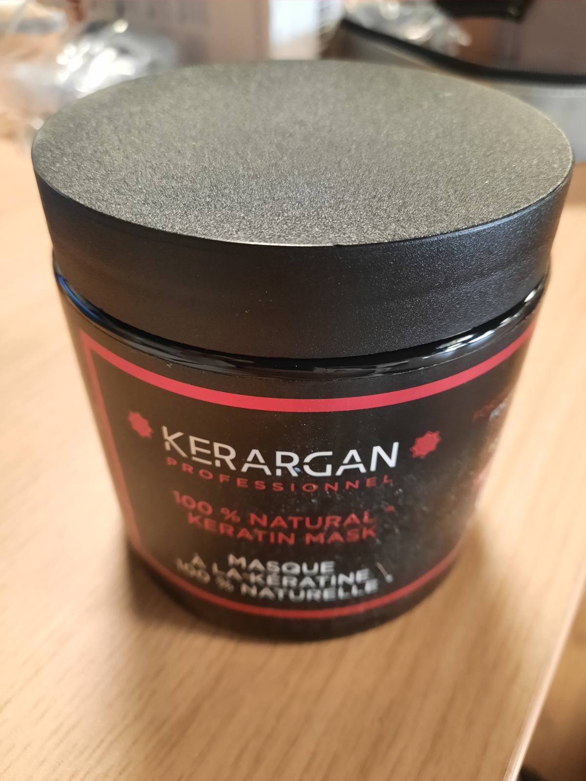 301989 - KERARGAN Maskë flokësh me keratinë ultra riparuese për flokë të dëmtuar dhe të stresuar, 500 ml