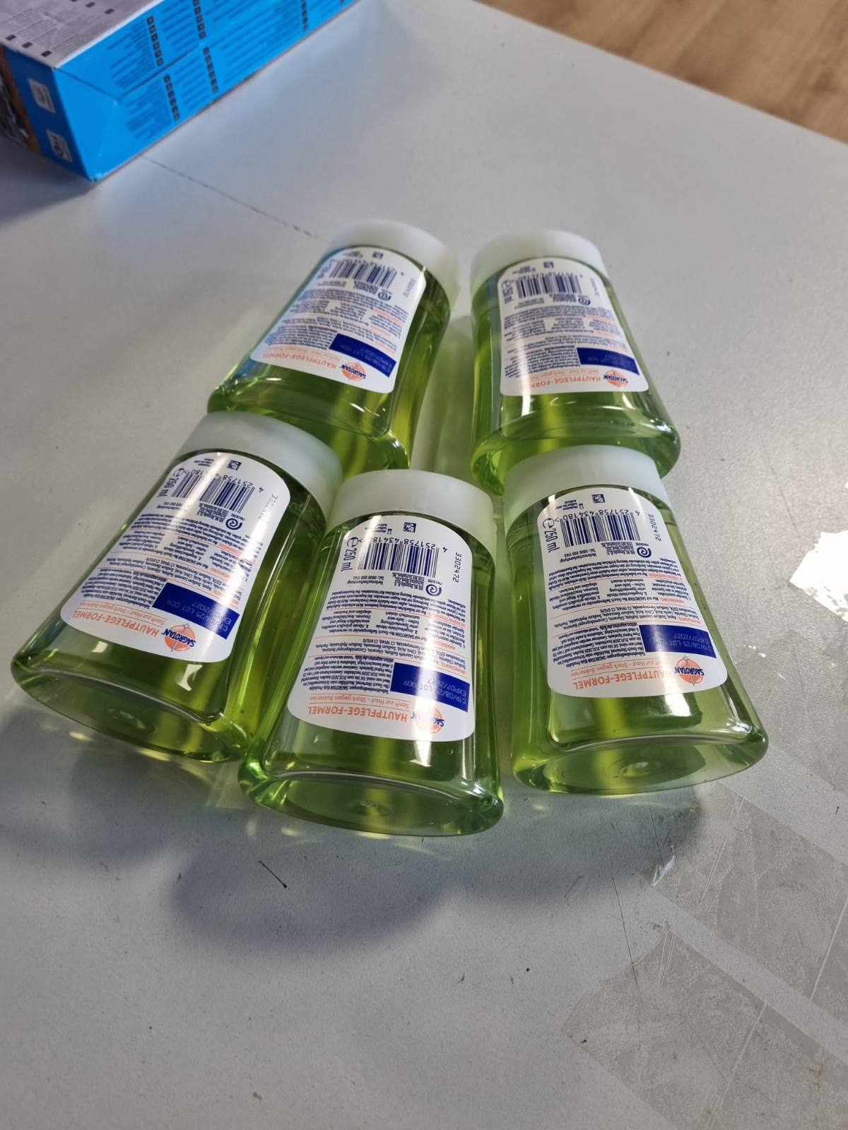306413 - SAGROTAN Kids Pa Prekje Mbushëse me Mollë – 5 x 250 ml sapun për duar