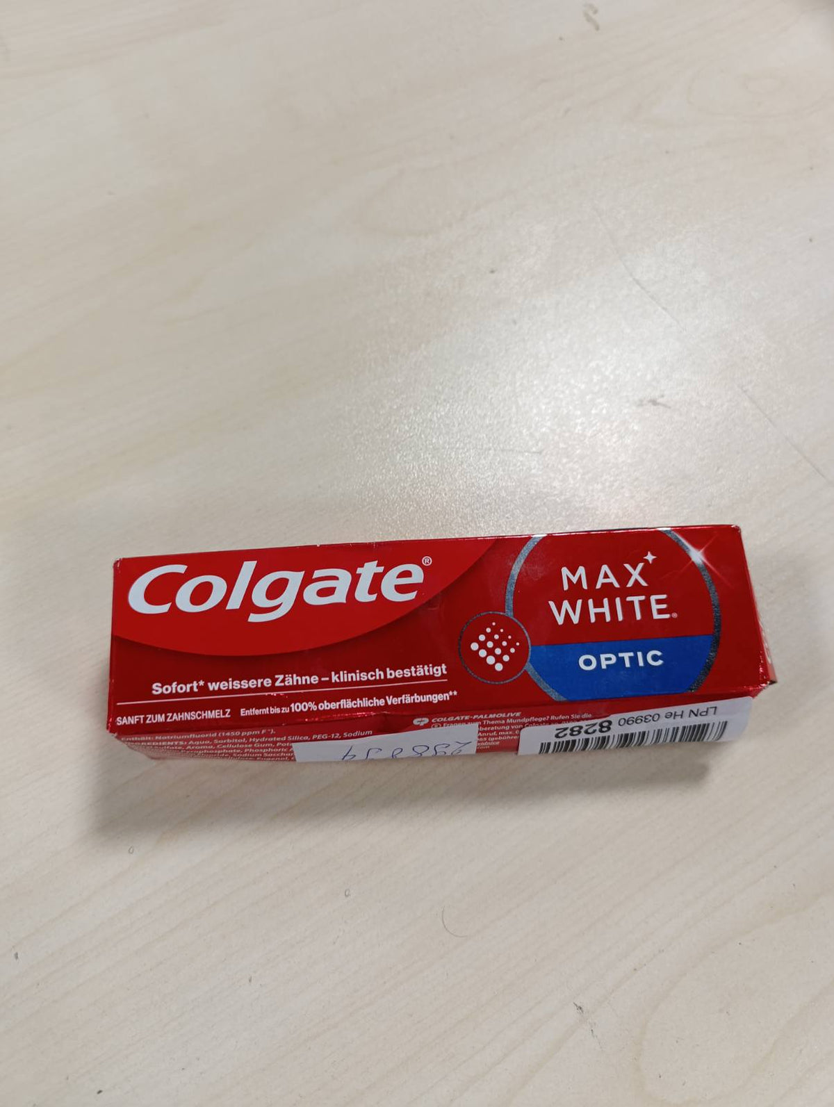 298894 - COLGATE Pastë dhëmbësh Max White Optic 75 ml, heq deri në 100% të njollave sipërfaqësore