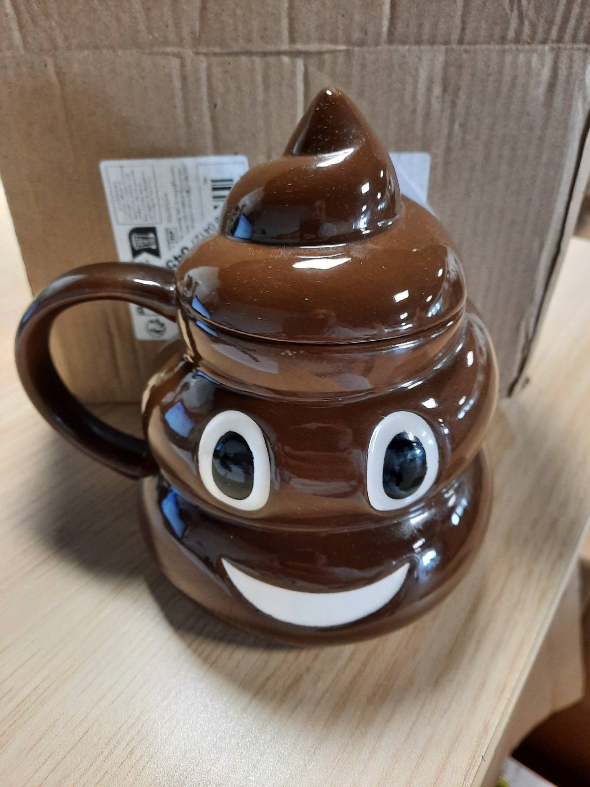 198245 - EMOTIVE - Gotë për Jashtëqitje me Kapak, Materiali i Plastikës, Kapaciteti 0.5L