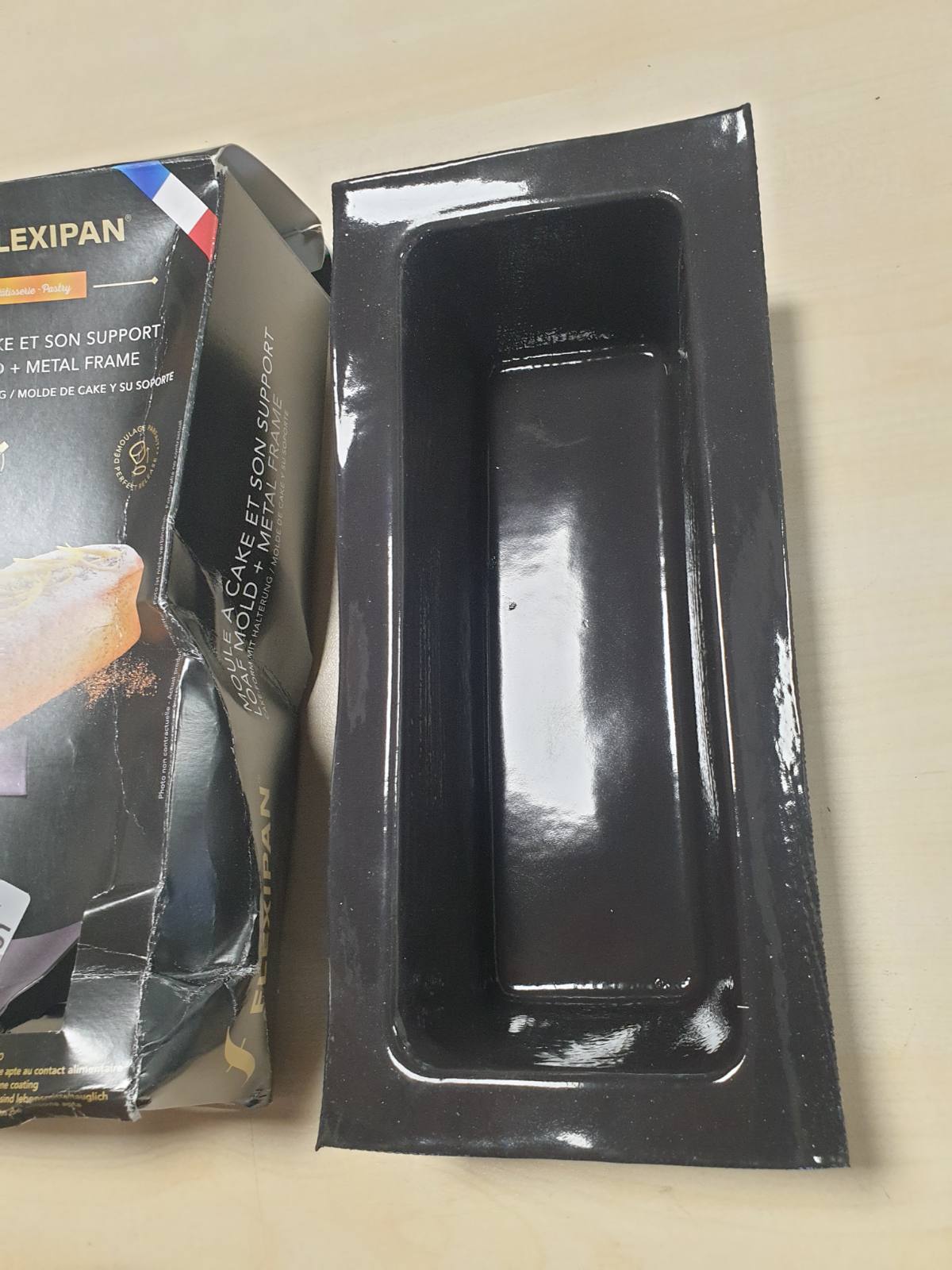 183788 - SILPAT - Tavë Pjekjeje Flexipan Classic, Jo-Ngjitëse, E Punuar me Dorë në Francë, Teknologji e Çertifikuar Flexipan®, e Sigurt për Ushqimin