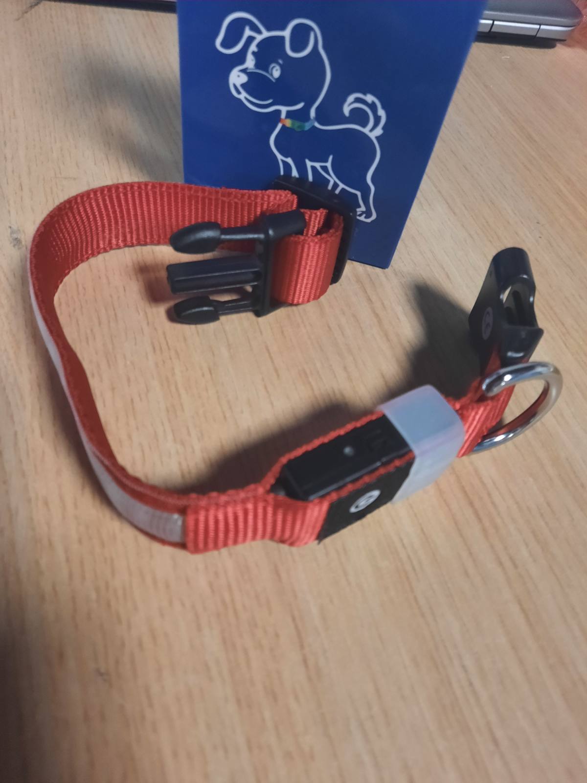 186345 - PCeOTLLAR JAKË QENI LED RIKARIKUESHME dhe e PAPËRSHKUESHME NGA UJI, Me 7 Ngjyra, E Rregullueshme për Qen të Vegjël, të Mesëm dhe të Madh, E Kuqe-S