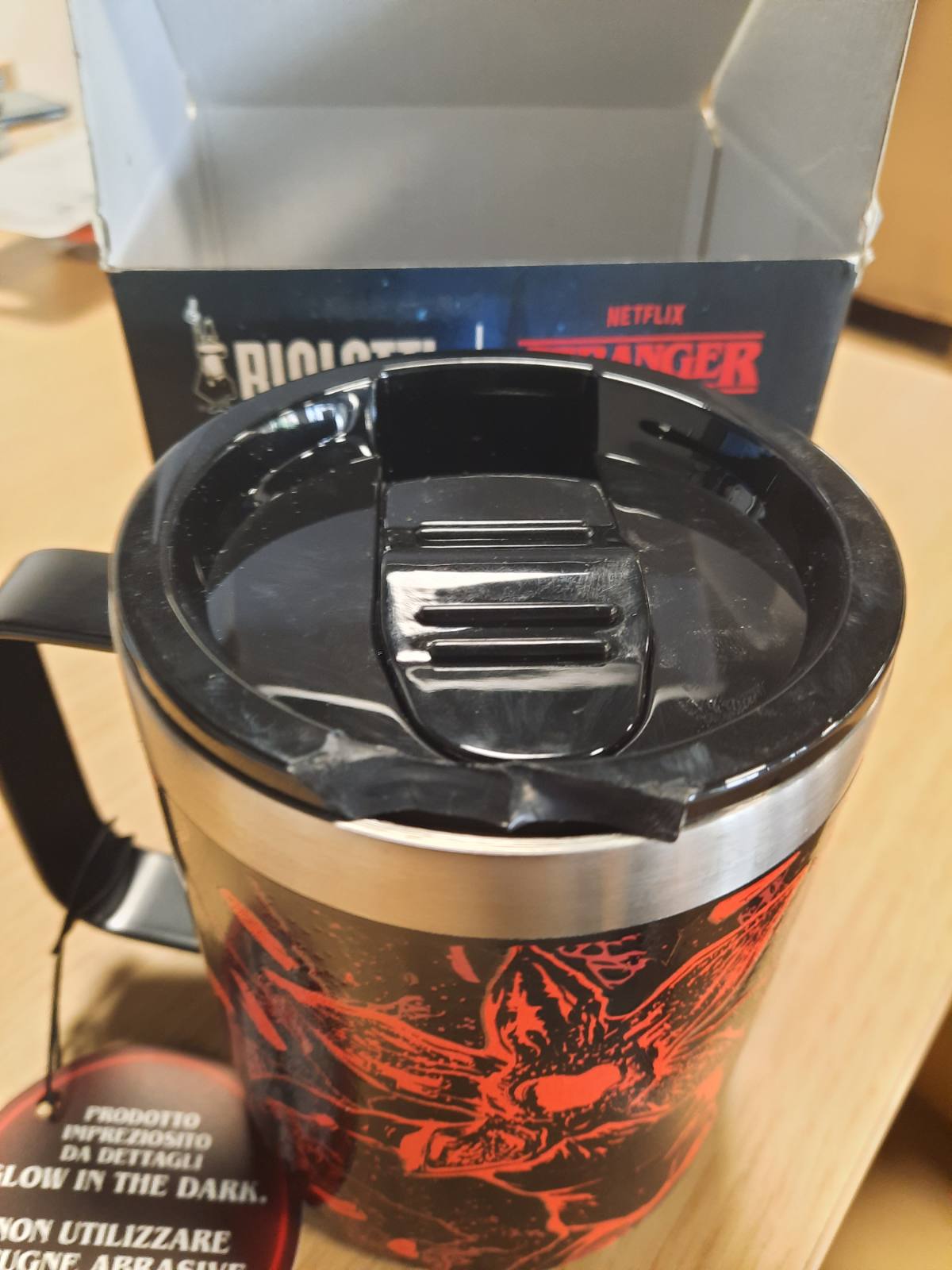 184742 - BIALETTI Gotë Termike Stranger Things me Dorezë, që Shkëlqen në Errësirë, Kapacitet 420ml, e Përshtatshme për Lavastovilje