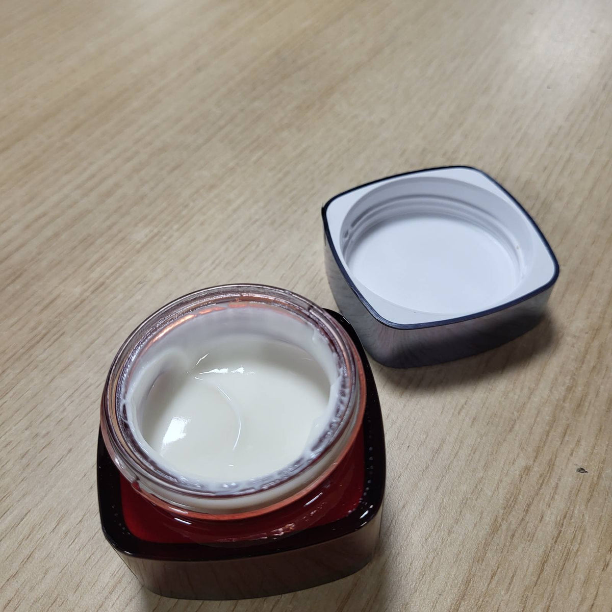 300989 - L'ORÉAL PARIS Maskë krem nate Revitalift Laser, 50 ml – Kundër plakjes, Pro-Retinol, acid hialuronik, vitaminë C