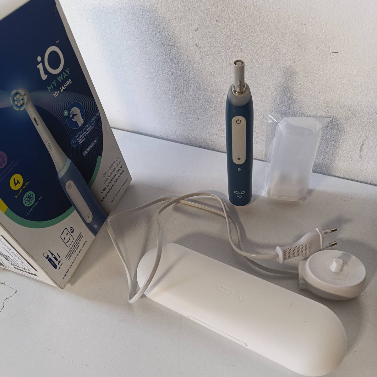 315270 - rçë dhëmbësh elektrike iO My Way për fëmijë, me 1 kokë furçe, blu, për moshat 10 vjeç e lart, përfshin çantën e udhëtimit dhe 4 mënyra pastrimi për kujdesin oral