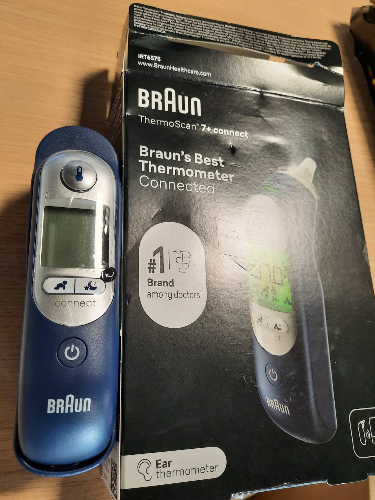 301736 - BRAUN Termometër veshi ThermoScan® 7+, I pajtueshëm me aplikacionin Braun Family Care™, Teknologjia Age Precision®, Ekran dixhital me kodim ngjyrash, I përshtatshëm për foshnje dhe fëmijë të vegjël