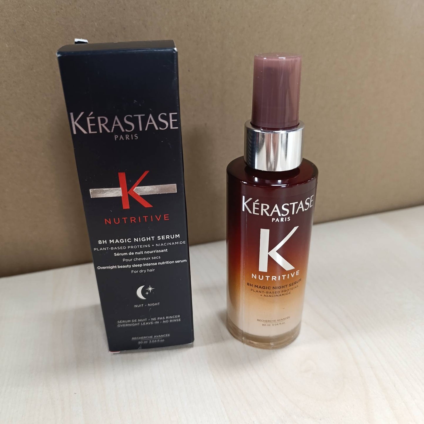 316113 - KERASTASE Nutritive Serum për Flokët 8H Magic Night, 90 ml, Ushqen dhe Mbron nga Lagështia, +98% Fuqi, +40% Shkëlqim, Proteina Bimore dhe Niacinamide, Teksturë Kremi, Flokë të Thatë