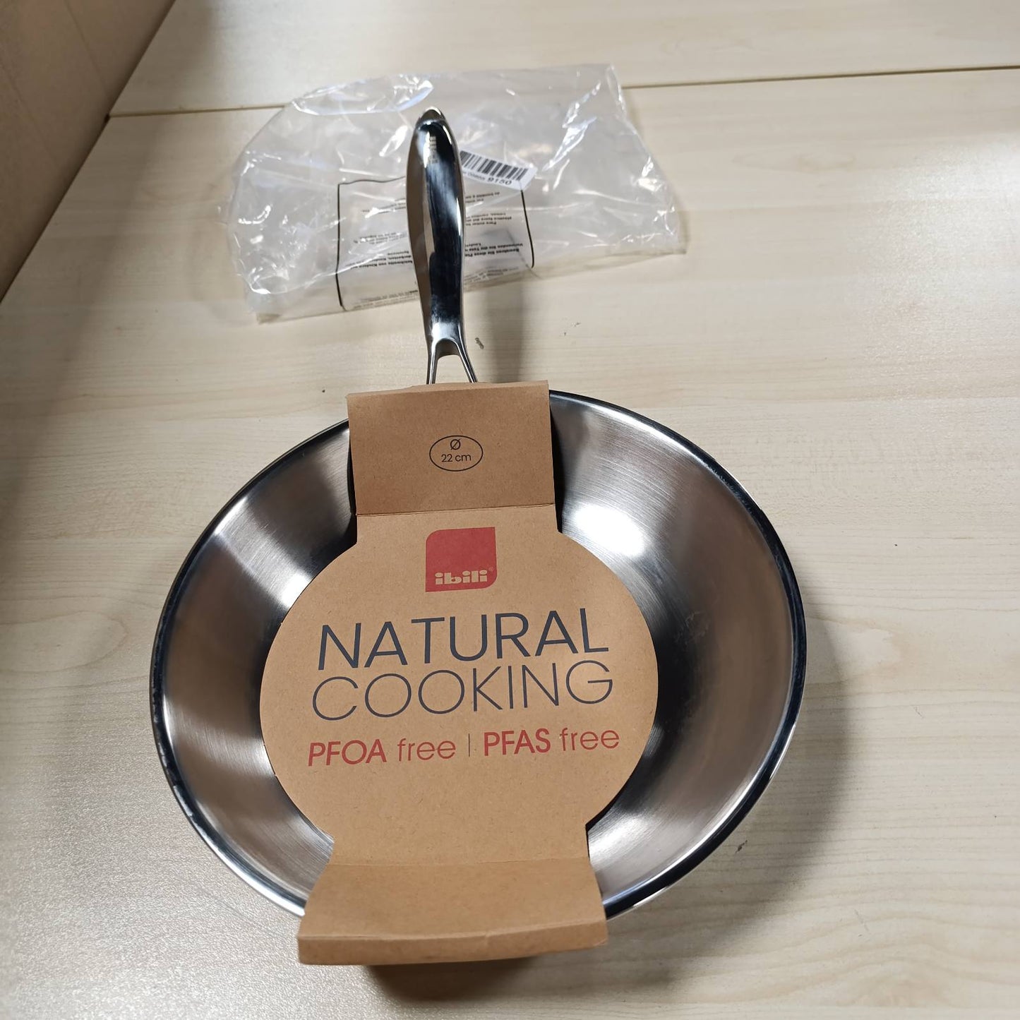 213763 - IBILI Tigan me tre shtresa, natyral, 22 cm, çelik inox, i pajtueshëm me induksion