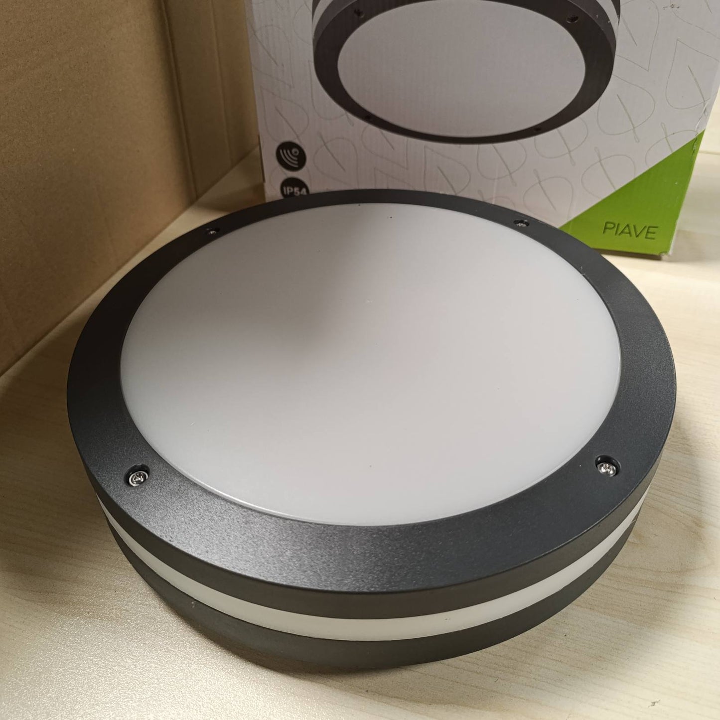 255255 - TRIO LEUCHTEN Ndriçues tavani LED për jashtë Piave 676960142, plastik antraciti, LED 12 vat, detektor lëvizjeje