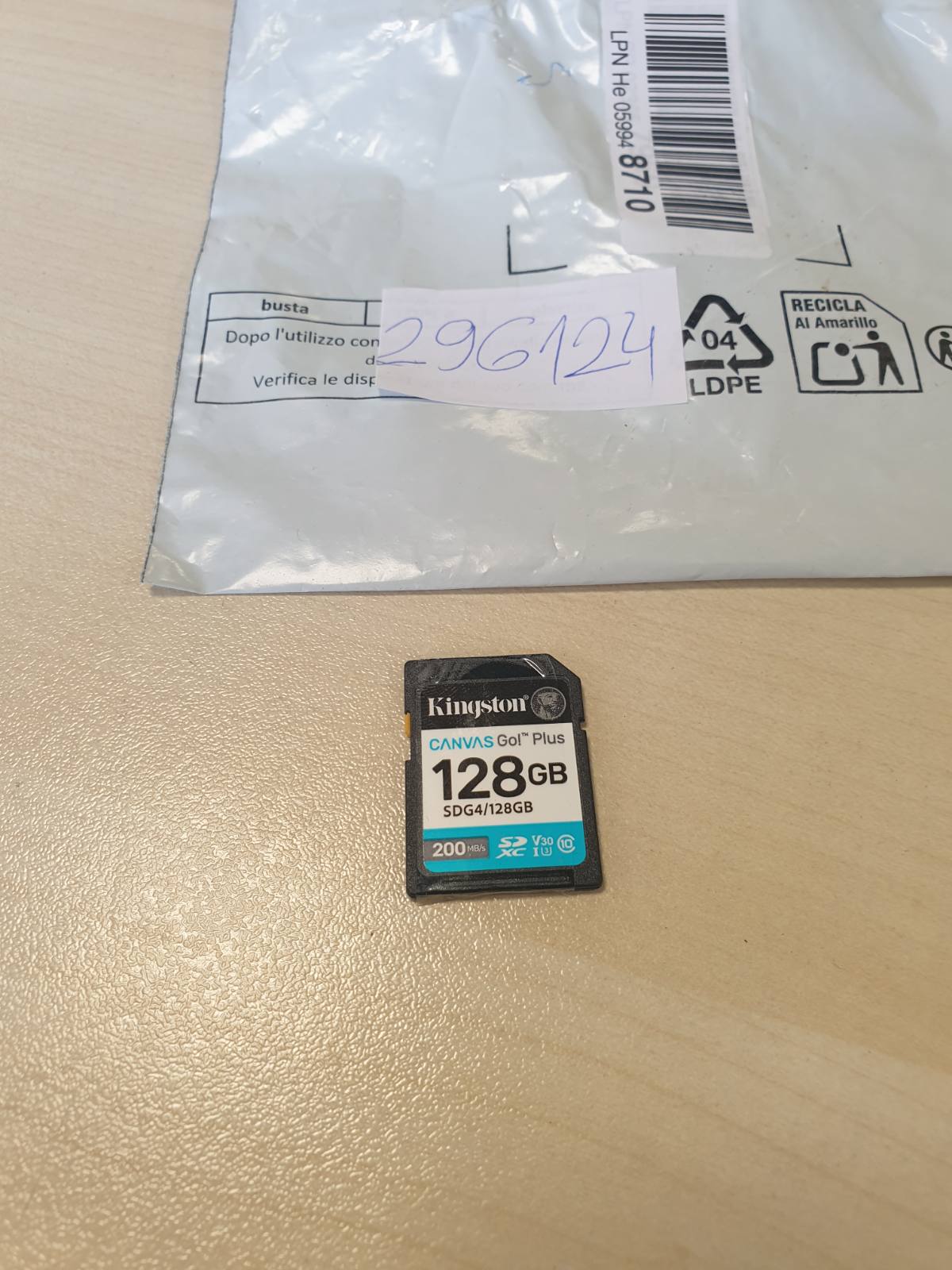 296124 - KINGSTON Kartë memorieje Canvas Go Plus SDXC Gen4, 200MB/s, C10, UHS-I, U3, V30, 128GB-SDG4/128GB