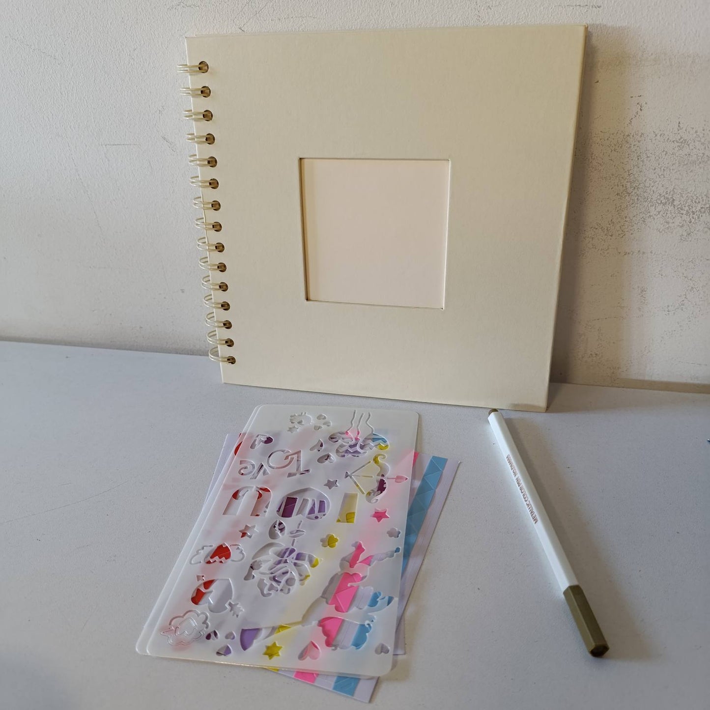 294338 - BOIC Album Fotosh DIY 21x21cm, spirale me 40 faqe, album me dritare, E Bardhë Qumështi