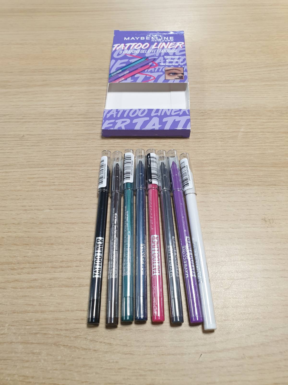298171 - Maybelline New York Set me lapsa sysh me efekt tatuazh xhel, i papërshkueshëm nga uji, 36 orë qëndrim, 8 nuanca