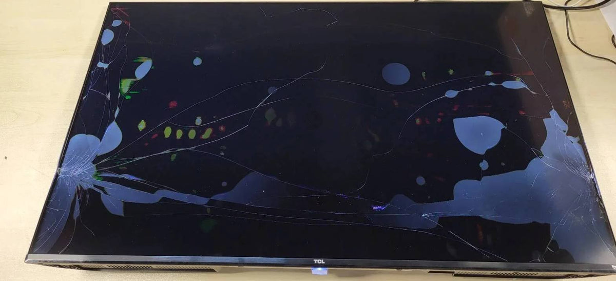 272631 - TCL Televizor 43SF560, 43 inç, Full HD QLED, Direct LED, Fire TV, HDR, dizajn metalik, pa kornizë