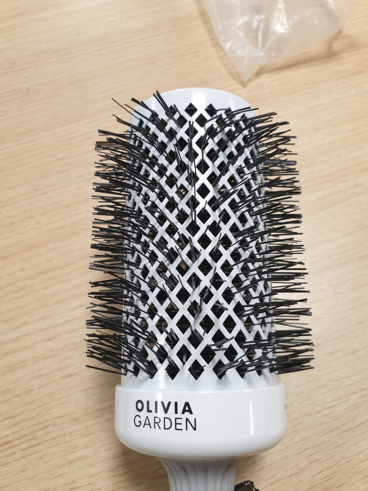 298093 - OLIVIA GARDEN Expert Blowout Shine, 55 mm, E bardhë dhe Gri