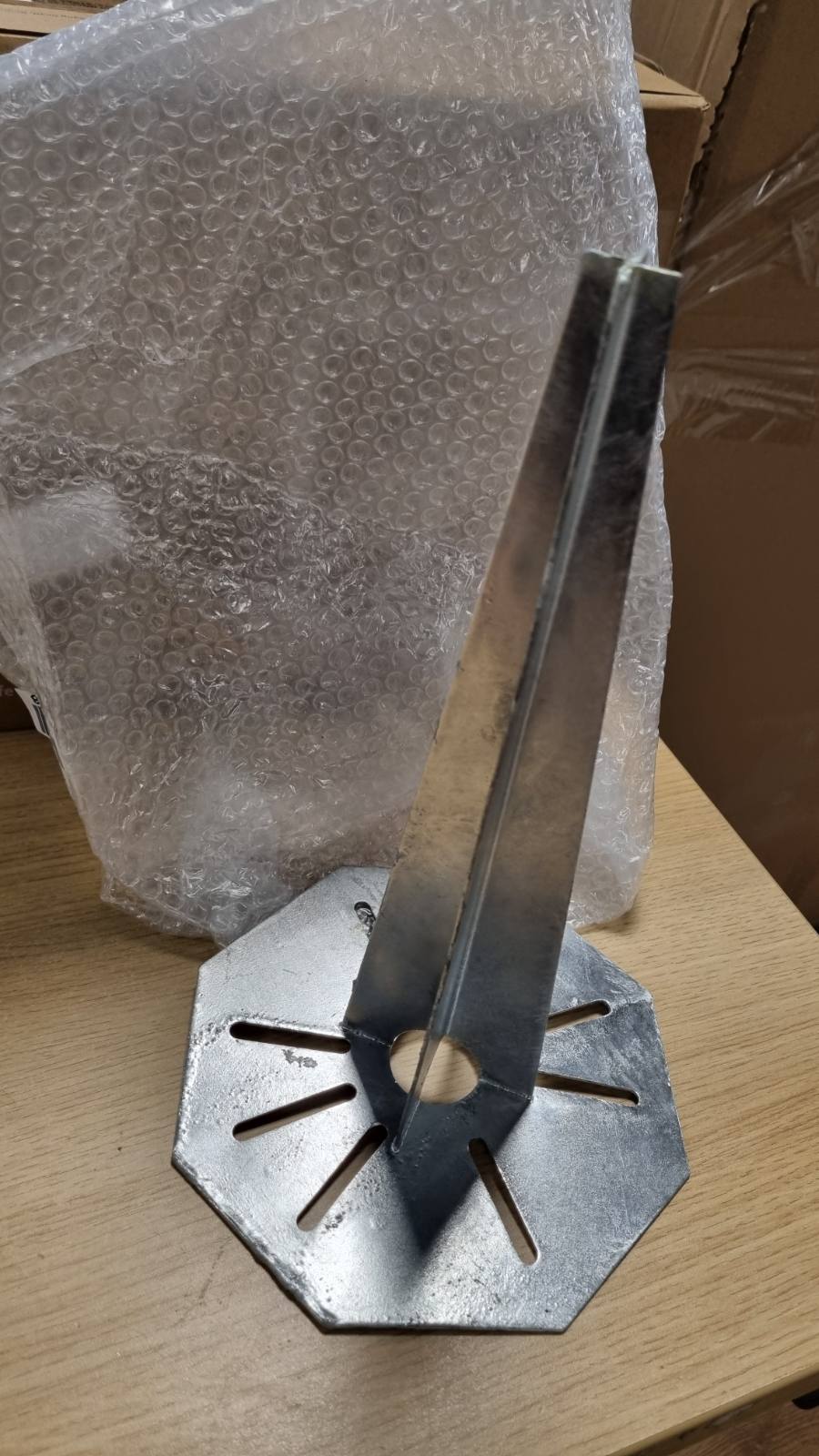 293841 - EGLO Kunj Tokësor Cuba, Kunj Tokësor për Llambë Kopshti, Ankorë Tokësore Metalike e Galvanizuar