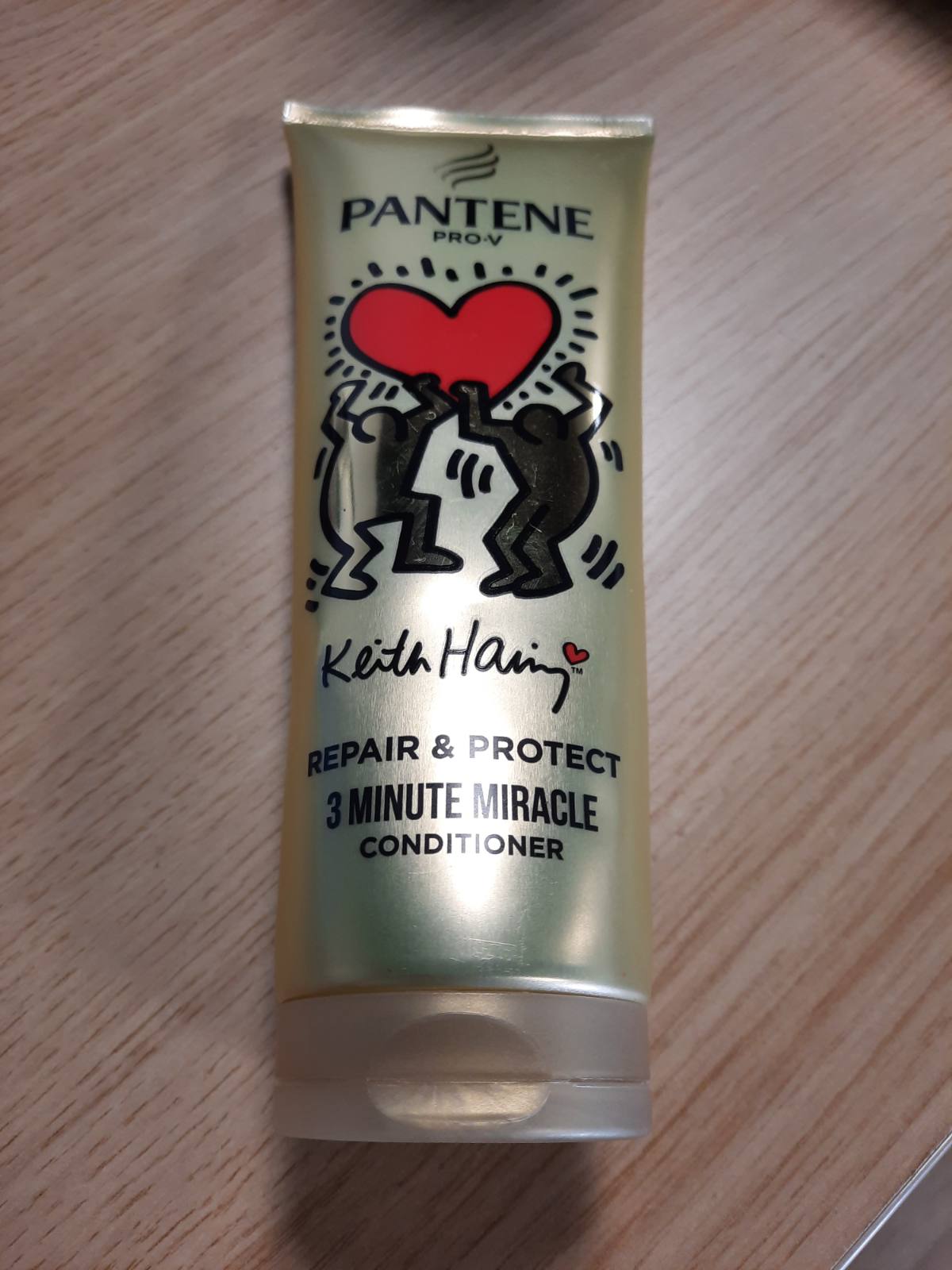 298854 - PANTENE PRO-V x KEITH HARING Art Collection Conditioner - 220ml - Për flokë të thatë dhe të dëmtuar