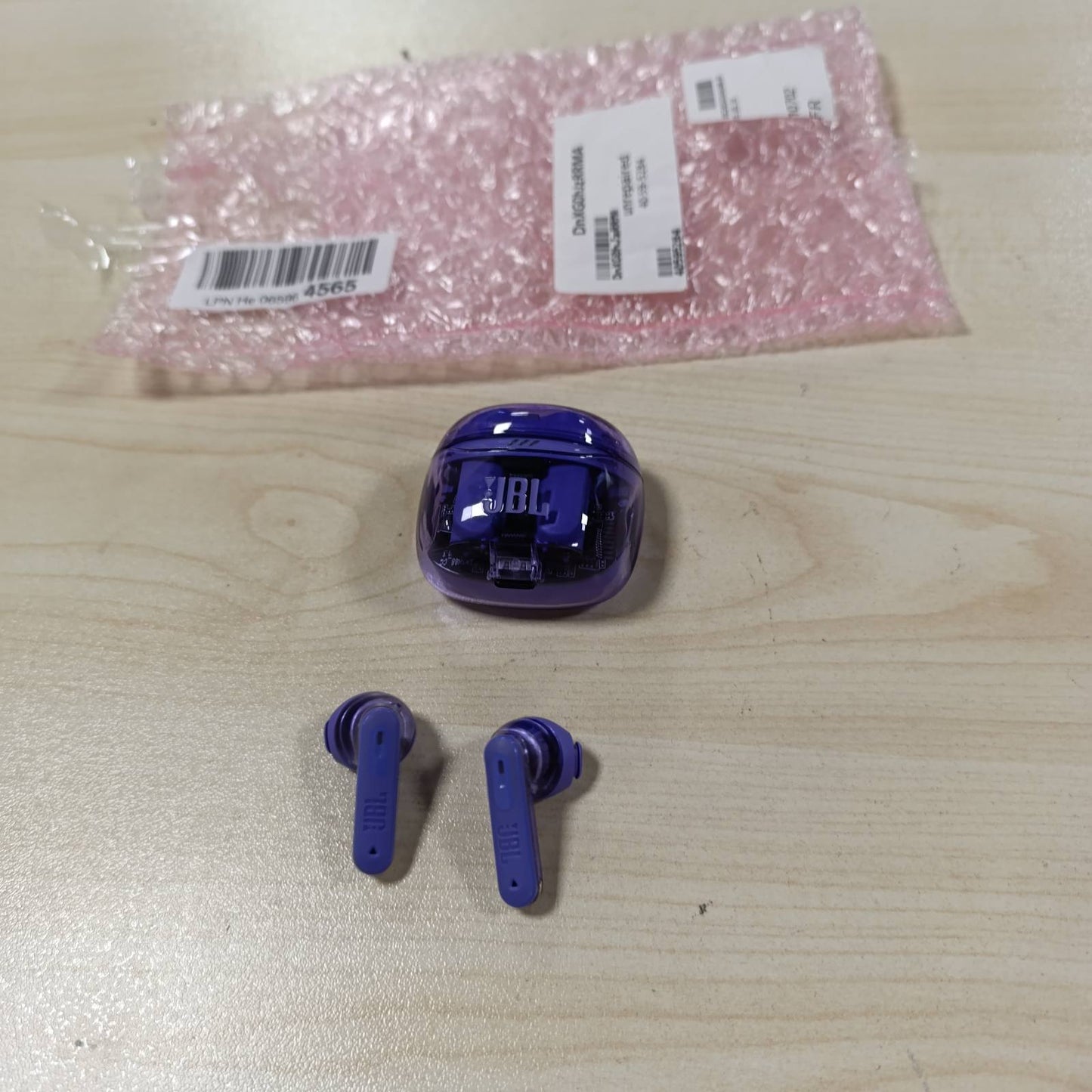 272966 - JBL TUNE FLEX GHOST 2, KUFJE PA TEL BLUETOOTH NË VESH ME ANULIM ZHURMASH, KOHË RIPRODHIMI 48 ORË, REZISTENTE NDAJ UJIT DHE PLUHURIT IP54, LIDHJE ME SHUMË PIKA, DIZAJN ERGONOMIK, PURPLE GHOST