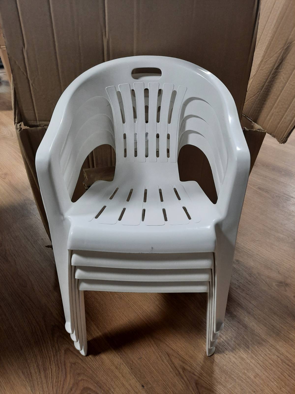 258115 - ECOPLAST 4 KARRIGE KOPSHTI PLASTIKE PËR FËMIJË, TË BARDHA, DIMENSIONET 355x265x500 MM