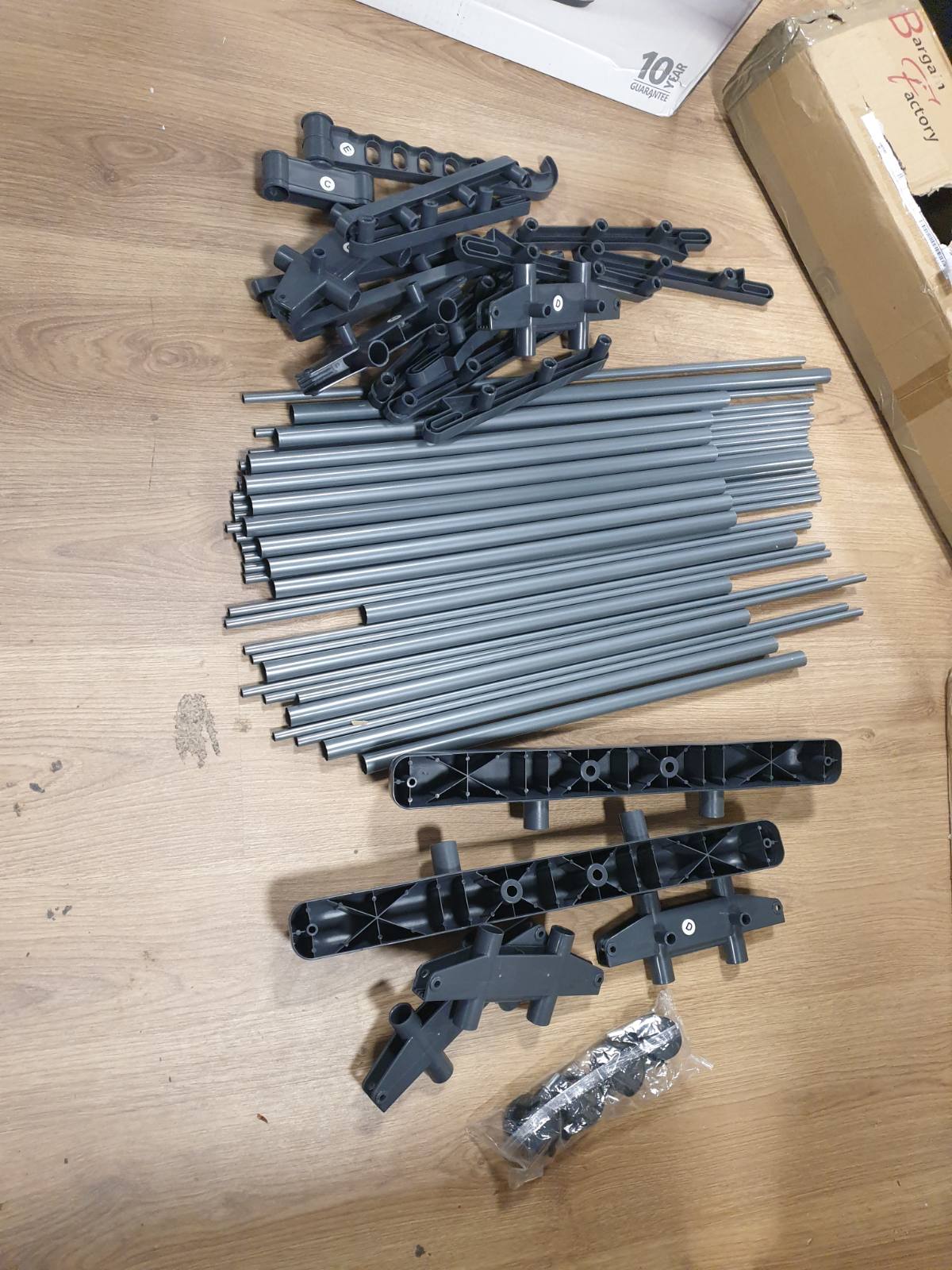 256090 - BARGAIN FACTORY Raft tharës rrobash, gri e palosshme me 4 nivele, çelik inox, për brenda dhe jashtë, me krahë të palosshëm