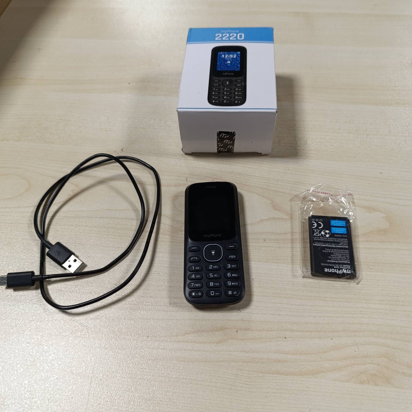 293540 - MYPHONE Telefon 2220, butona të mëdhenj, ekran 1.77", bateri 600 mAh, dy karta SIM, Bluetooth, i zi