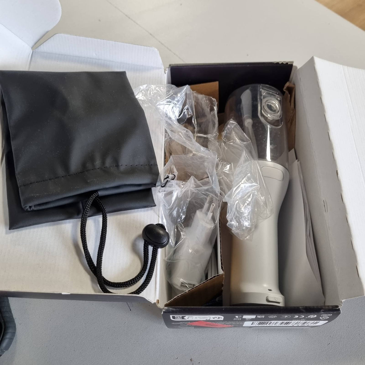 301685 - PHILIPS Ujitës Oral Sonicare Cordless Power Flosser 3000, Pastrues Uji për Dhëmbët, Mishrat e Dhëmbëve dhe Kujdesin Oral, i Bardhë (Modeli HX3826/31)