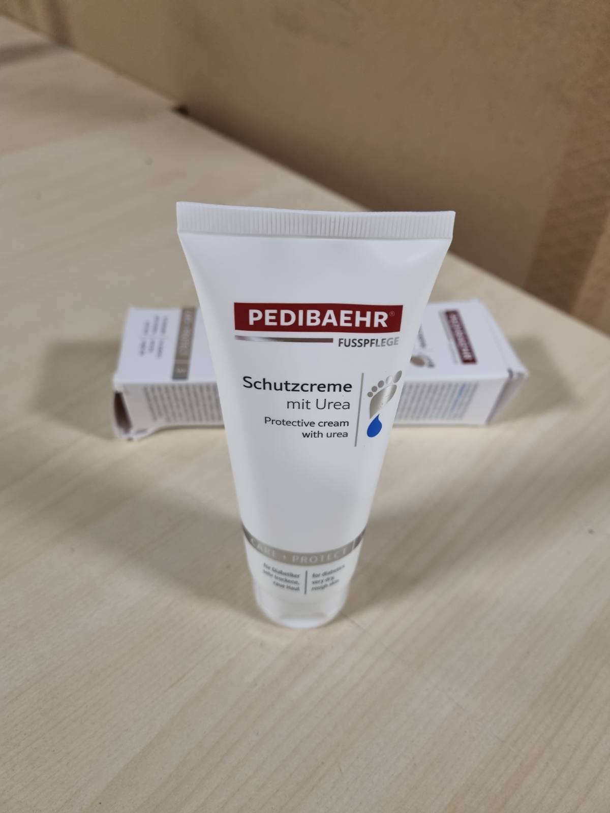 301434 - PEDIBAEHR - Krem Mbrojtës me 10% Ure 125ml