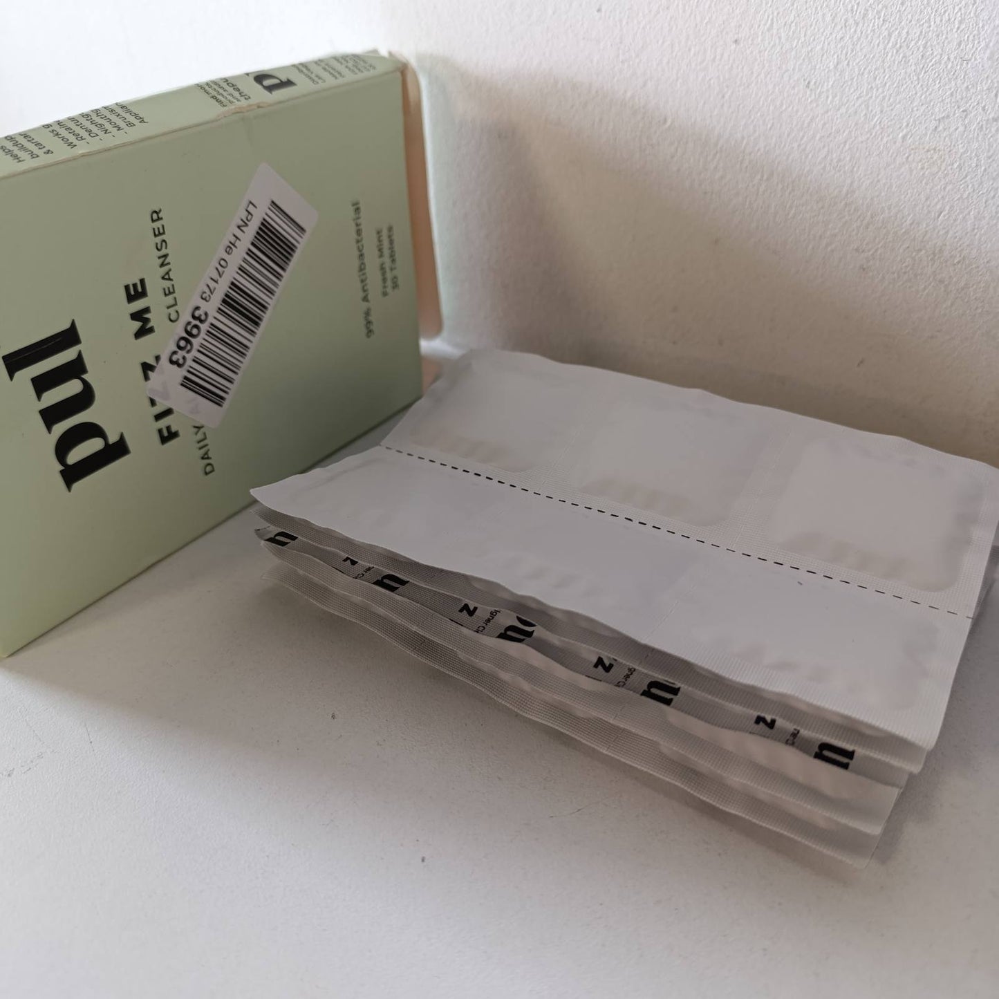 275716 - PUL, Tableta Pastruese Aligner, 1 Tabletë, me Mente, Formula Eferveshente, Heq Erërat dhe Njollat