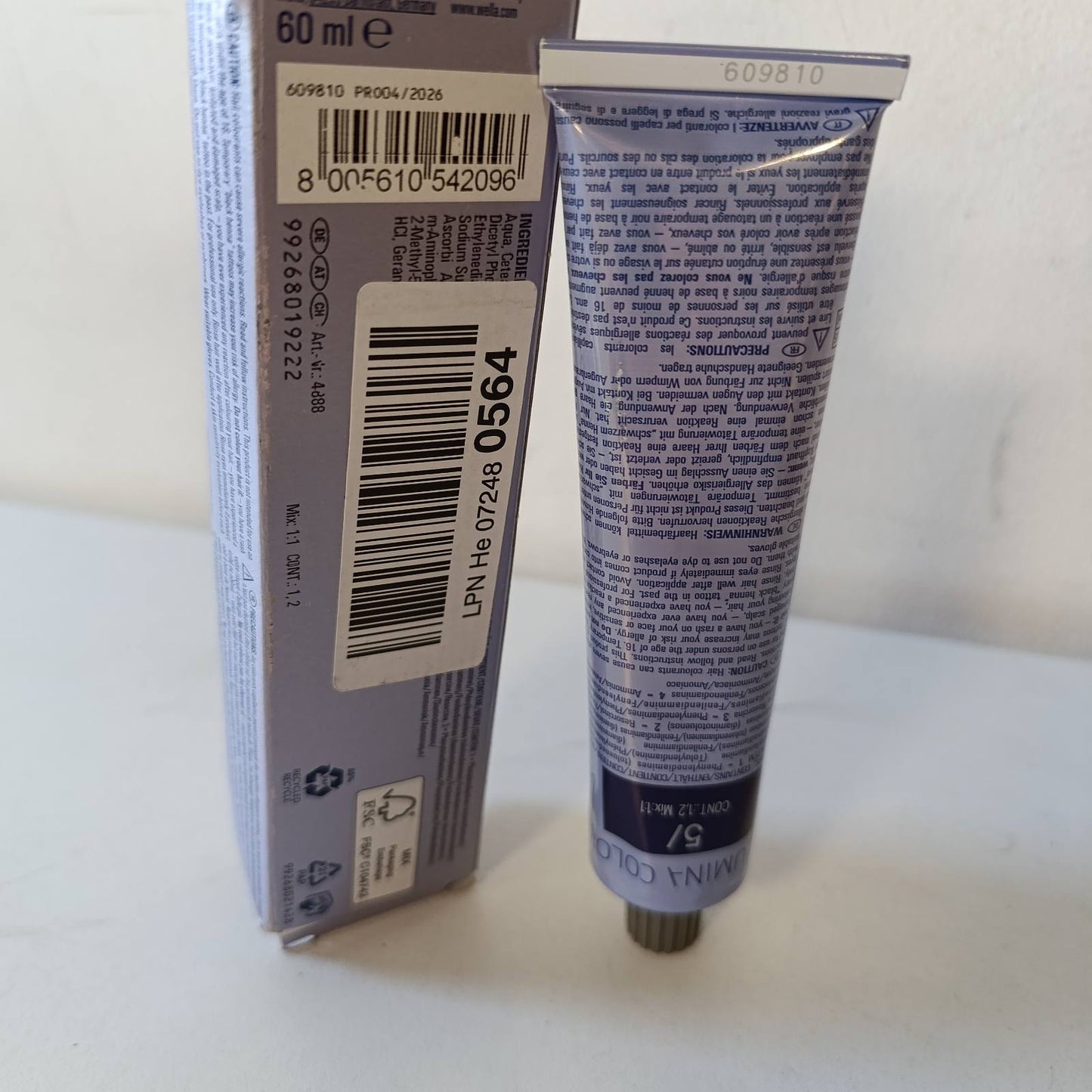 275766 - WELLA PROFESSIONALS Illumina Color 5/ Kafe e Çelët, 60 ml, Ngjyrë flokësh vegane premium, e përhershme, deri në 100% mbulim të thinjave