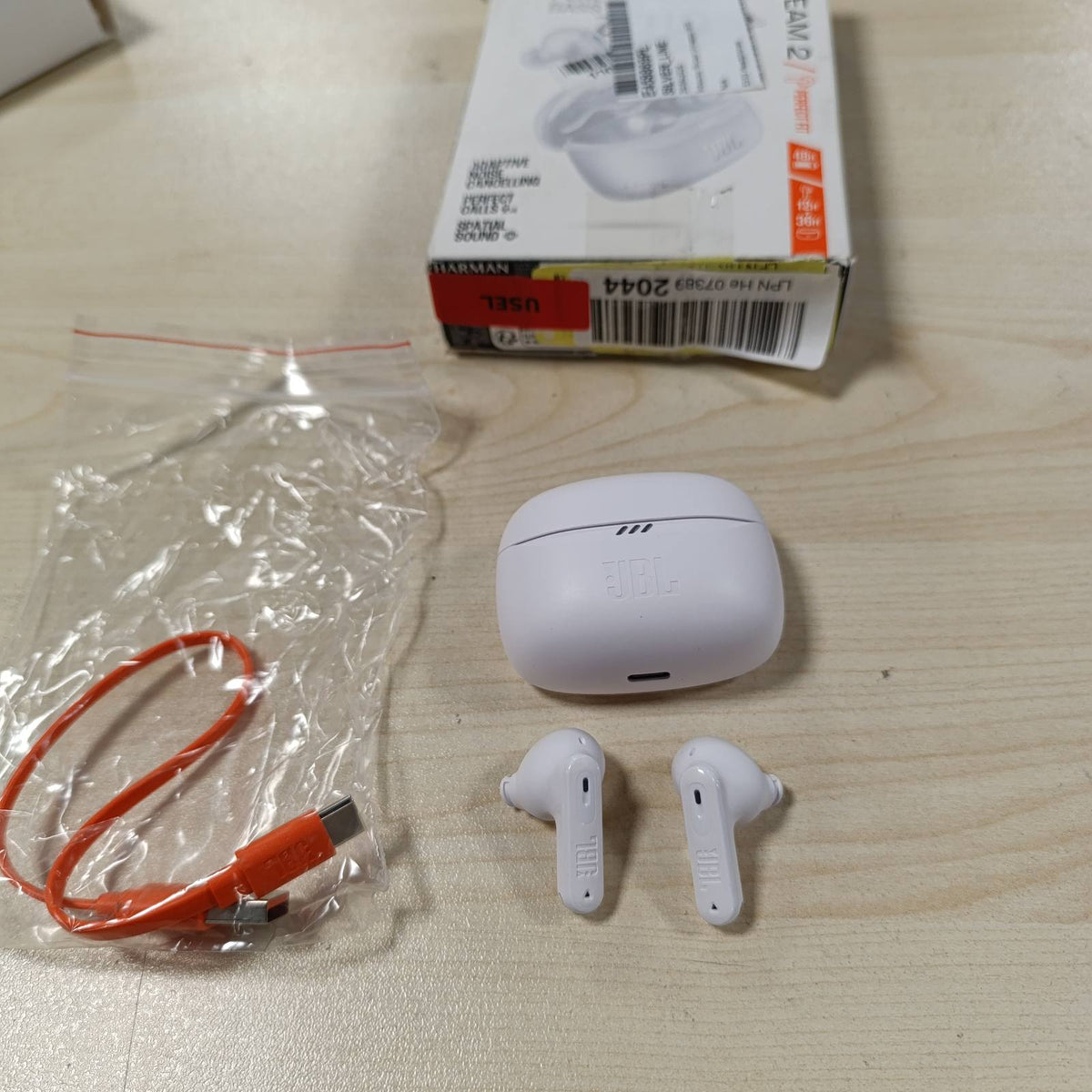 272985 - JBL TUNE BEAM 2, Kufje pa tel Bluetooth, Anulim zhurmash, Jetëgjatësi baterie 48 orë, Rezistencë ndaj ujit dhe pluhurit IP54, Lidhje me shumë pika, Dizajn brenda këmbës, E bardhë