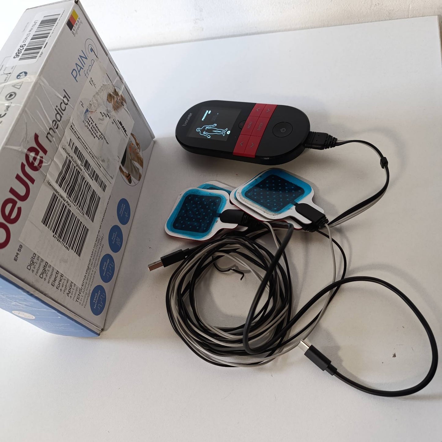 315497 - jisja dixhitale TENS/EMS EM 59 Heat, 4-në-1 për terapi dhimbjeje, stimulim muskujsh, masazh dhe terapi me nxehtësi, përfshin 4 elektroda dhe bateri