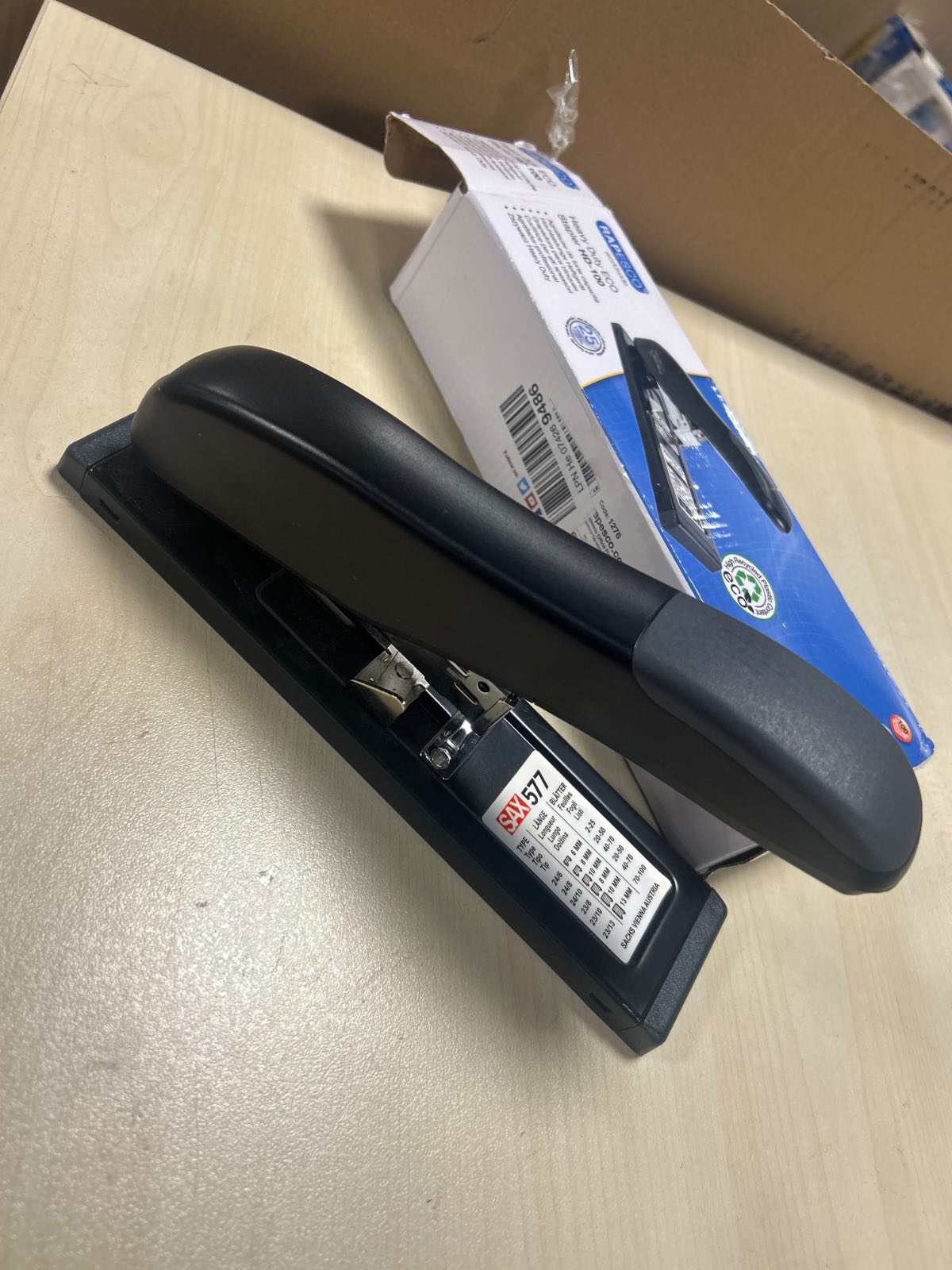 273765 - RAPESCO Kapëse 1276 ECO HD-100, Kapacitet 100 Fletë, E Zezë