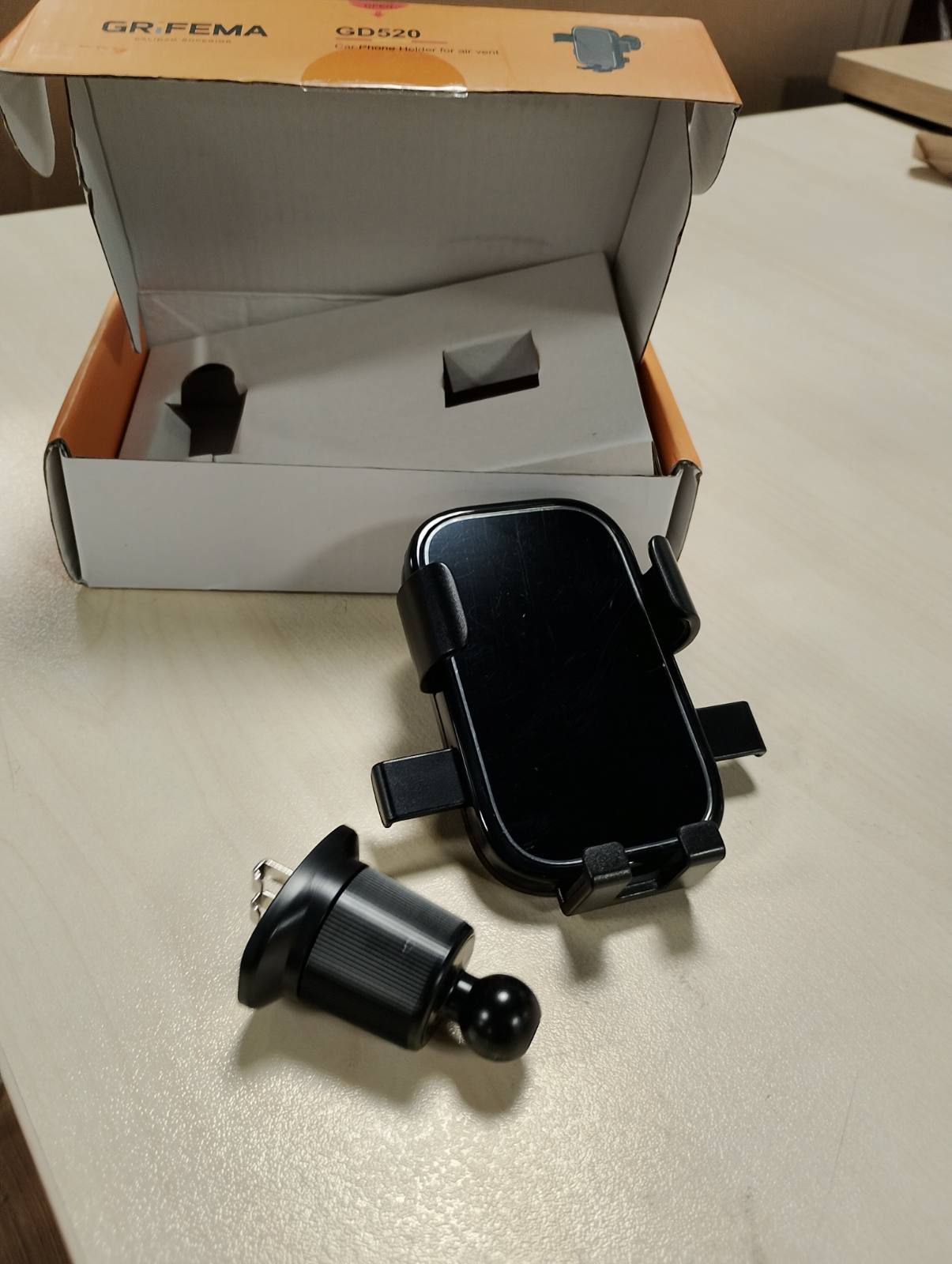 274552 - GRIFEMA Mbajtëse telefoni për ventilim në makinë me mbyllje automatike, rrotullim 360°, funksionim me një dorë, e pajtueshme me telefona 4.7-7 inç me kuti