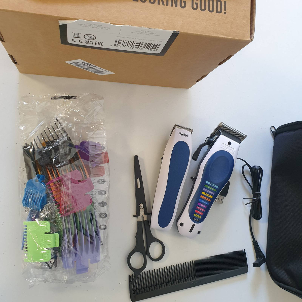 300337 - WAHL Kit i Kombinuar Lithium Color Pro, komplet i plotë prerjeje flokësh, levë rregullimi për kontroll të gjatësisë së prerjes, bateri ultra e fuqishme, përfshin gërshërë dhe krehër.