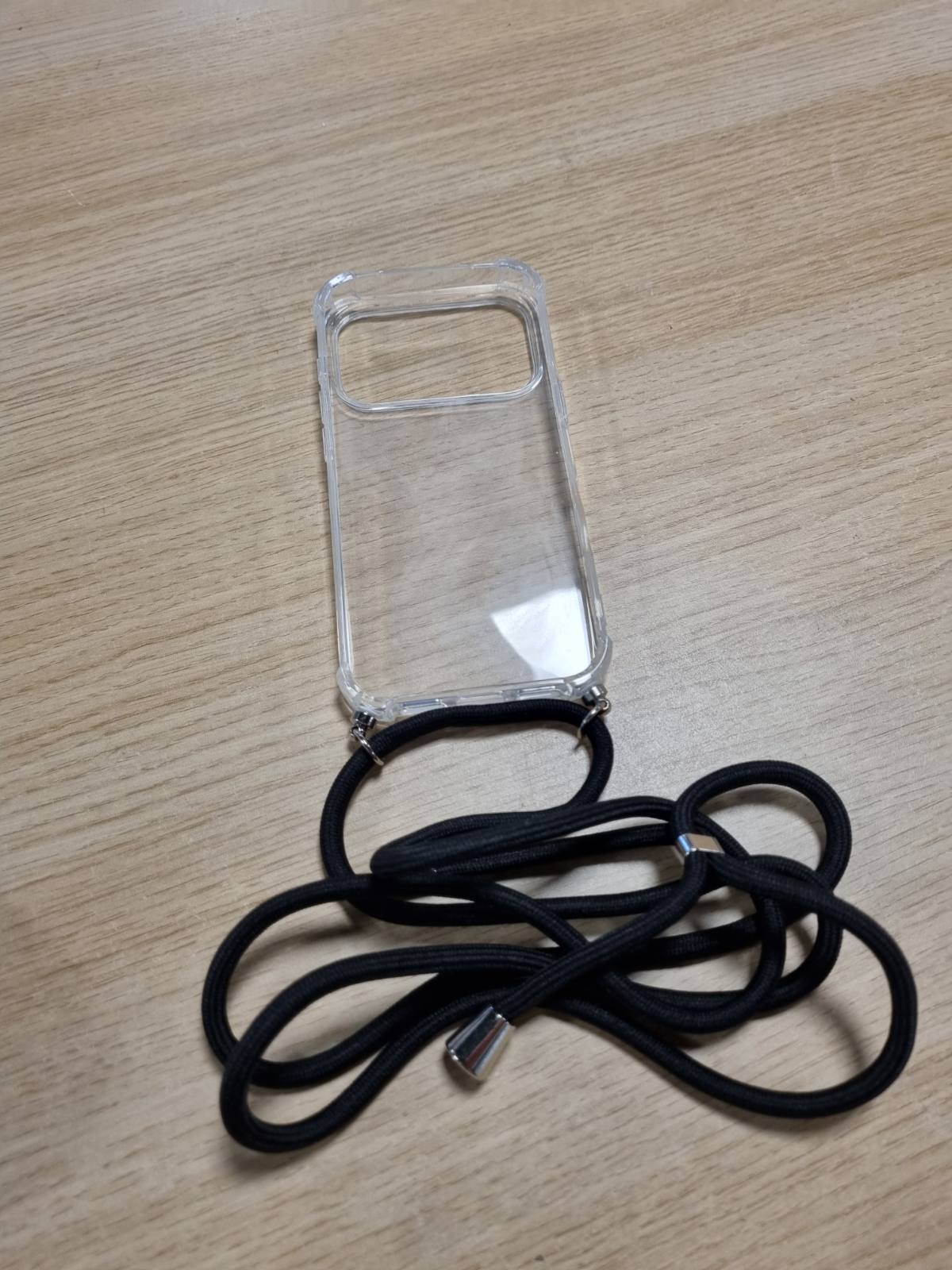 274563 - PNAKQIL Mbrojtëse për iPhone 17 Pro me kordon, mbulesë silikoni transparente me rrip të rregullueshëm 6.3", e zezë