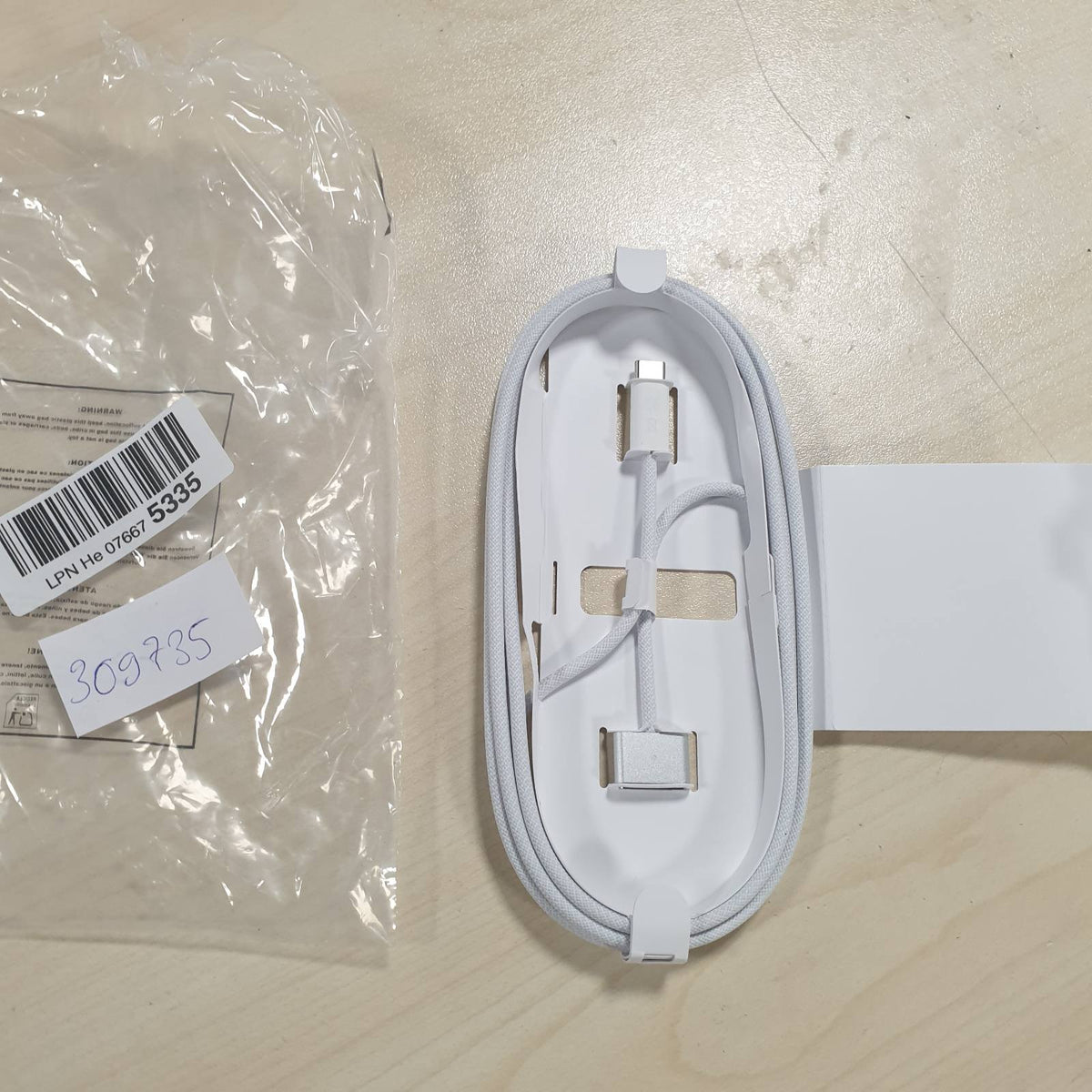 309735 - KABLO APPLE USB-C në MagSafe 3 (2 m)