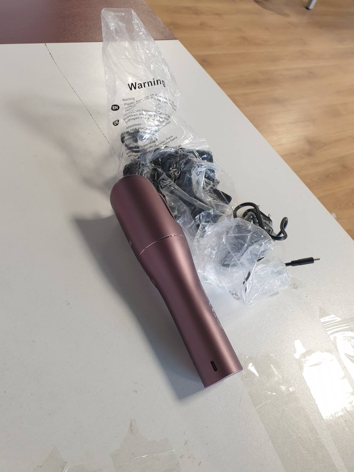 315800 - Grundig EasyCurl hekur automatik për kaçurrela (HS 6230, 3 cilësime temperature, veshje qeramike, kohëmatës, LCD, vjollcë)