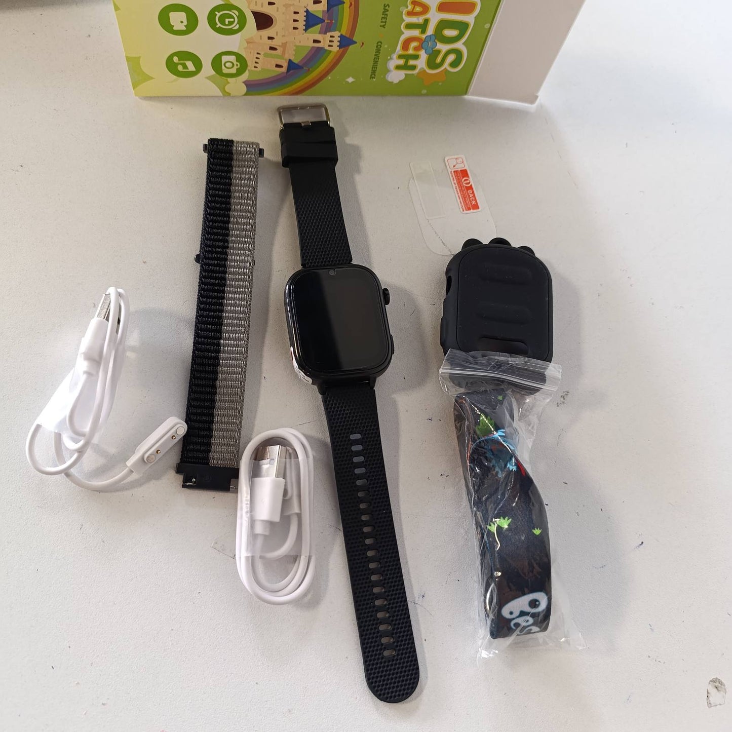 276262 - OKYUK Orë inteligjente për fëmijë 4G me GPS dhe telefon, orë dore për djem dhe vajza, me video telefon, mesazhe, modalitet shkolle, funksion SOS, kamerë dhe pedometër, ngjyrë e zezë