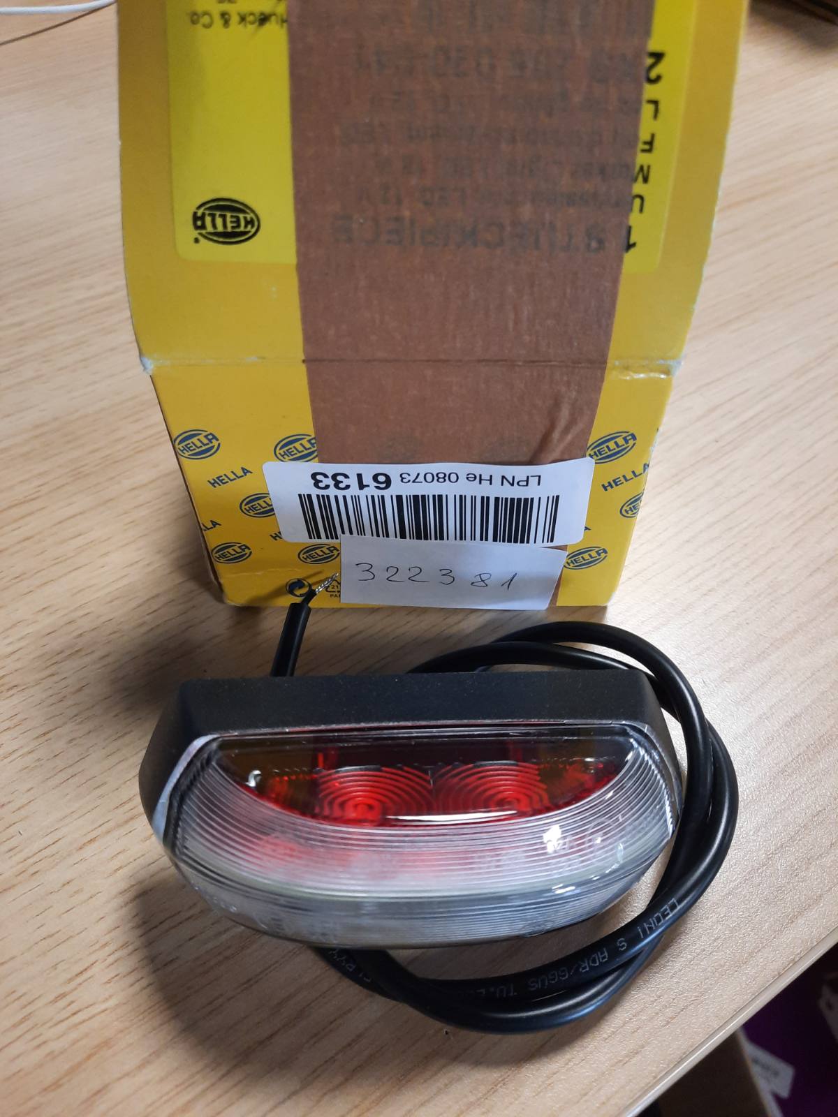 322381 - HELLA 2XS 205 020-041 Dritë Shënuese Konturi LED 12V - Rimorkio - Kabllo 500 mm - Montim Anësor