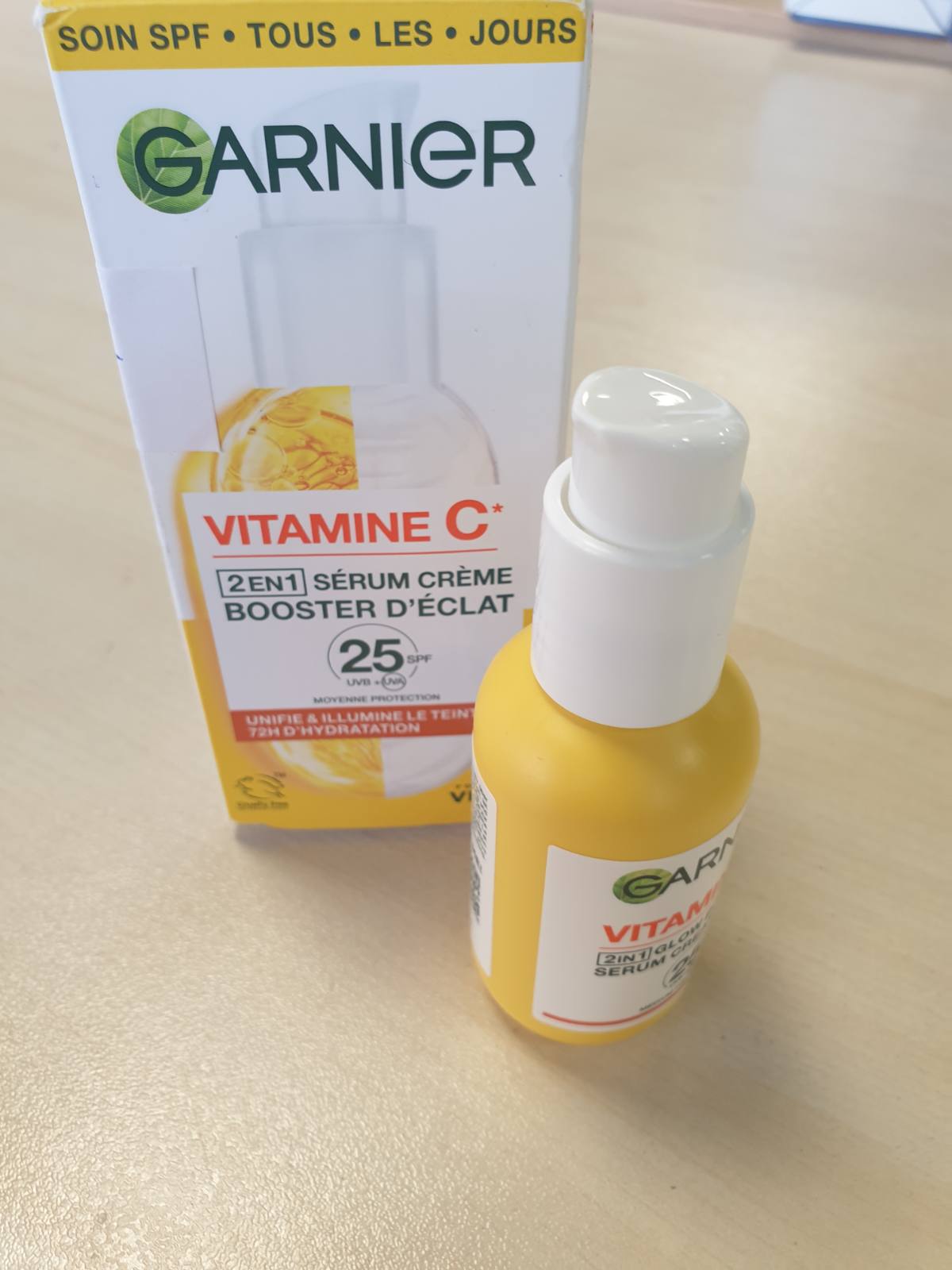 302447 - GARNIER Skin Active - Serum 2-në-1, Hidratim dhe shkëlqim 72-orësh, SPF 25, 50 ml
