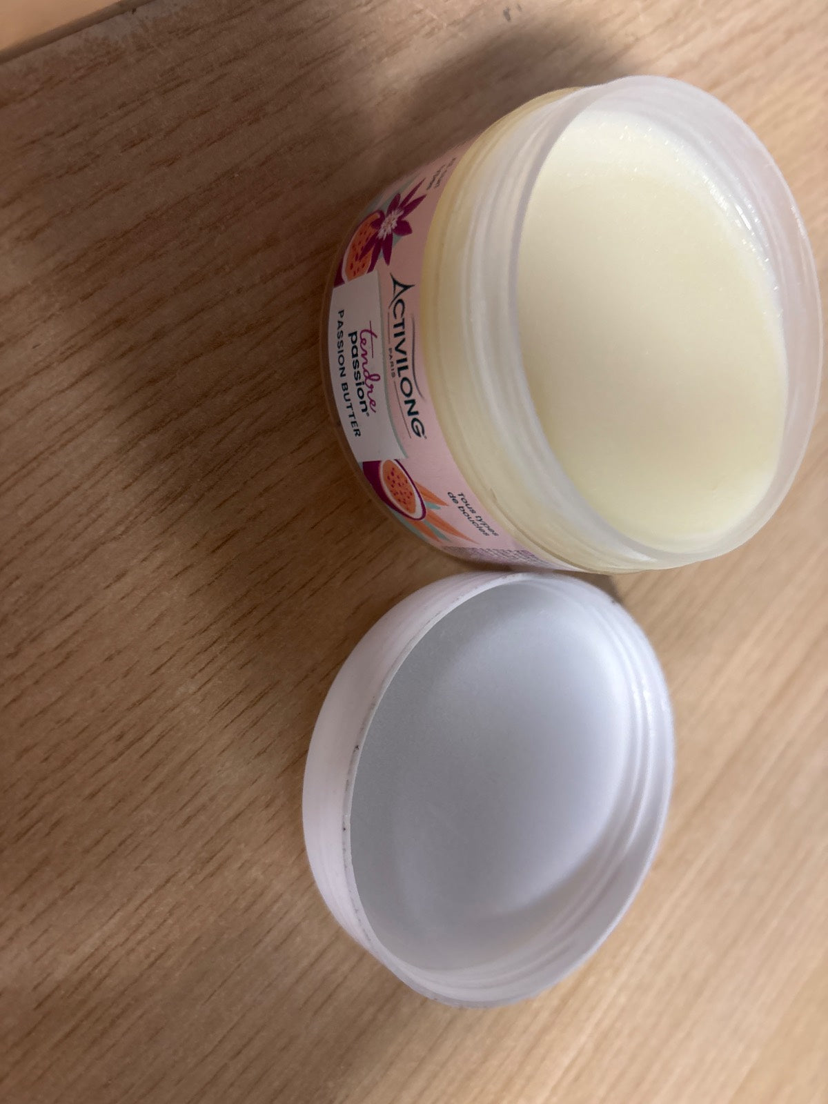 297654 - ACTIVILONG Gjalpë Pasioni Tender Passion, 100 ml, për flokë të valëzuar, kaçurrela, 100% përbërës natyral, pa vajra minerale, pa parabene, pa silikon