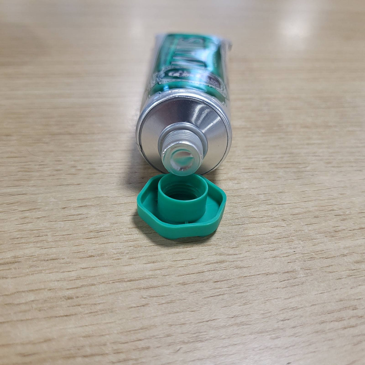 308285 - MARVIS Pastë dhëmbësh me aromë klasike të fortë menteje, 85 ml